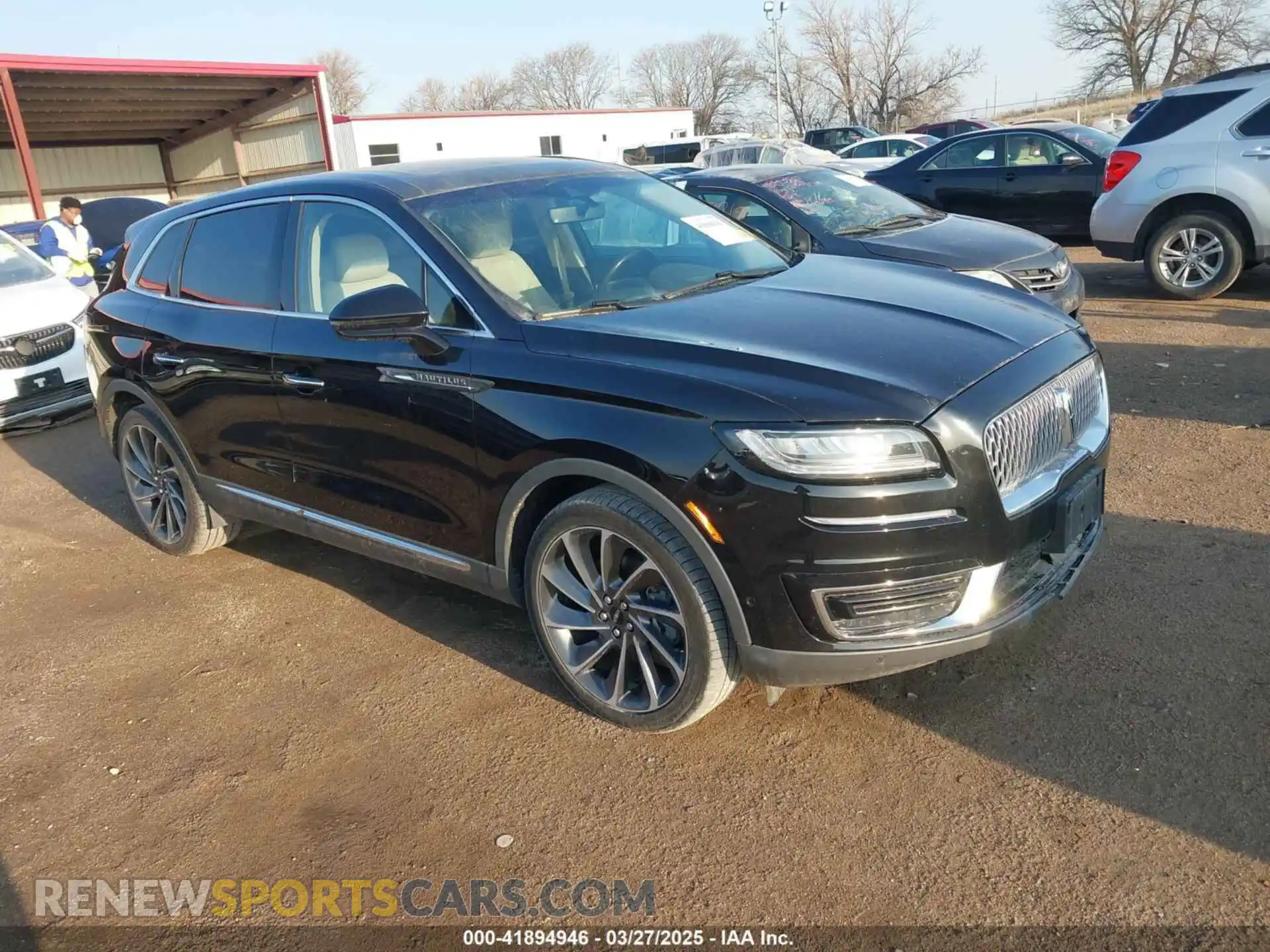 1 Photograph of a damaged car 2LMPJ8LP0KBL23954 LINCOLN NAUTILUS 2019