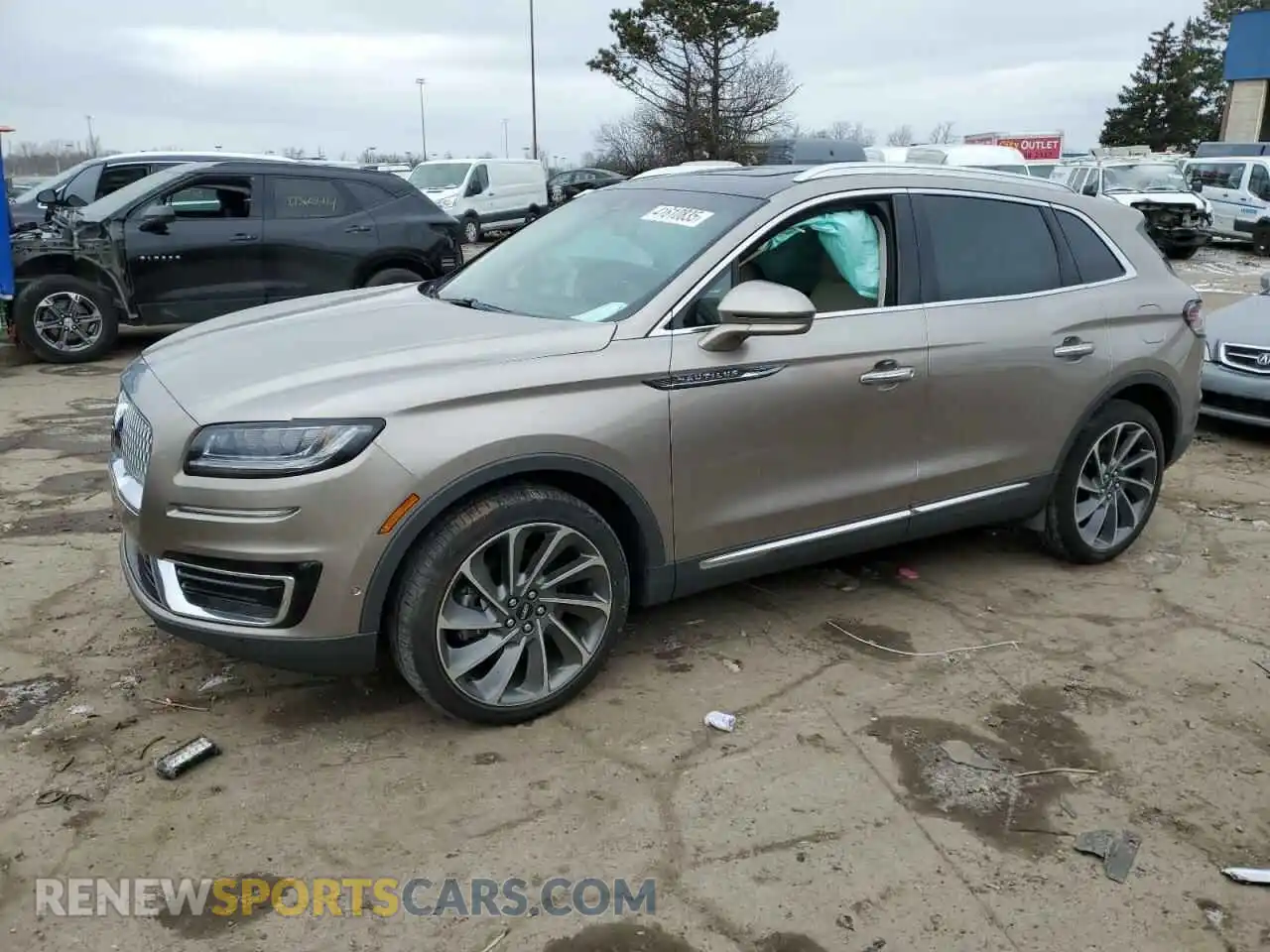 1 Photograph of a damaged car 2LMPJ8LP2KBL23664 LINCOLN NAUTILUS 2019