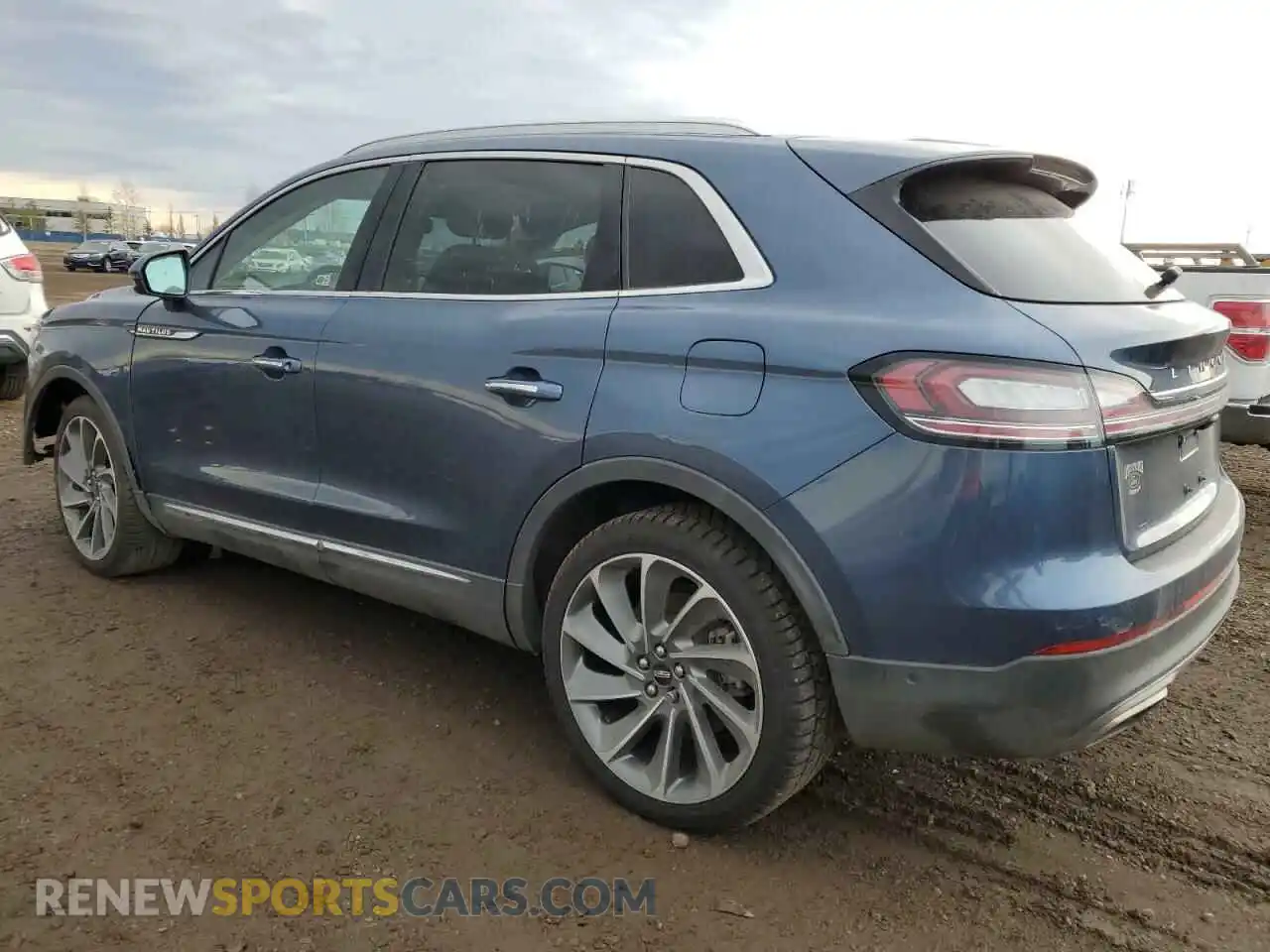 2 fotografías del automóvil dañado 2LMPJ8LP5KBL15302 LINCOLN NAUTILUS 2019