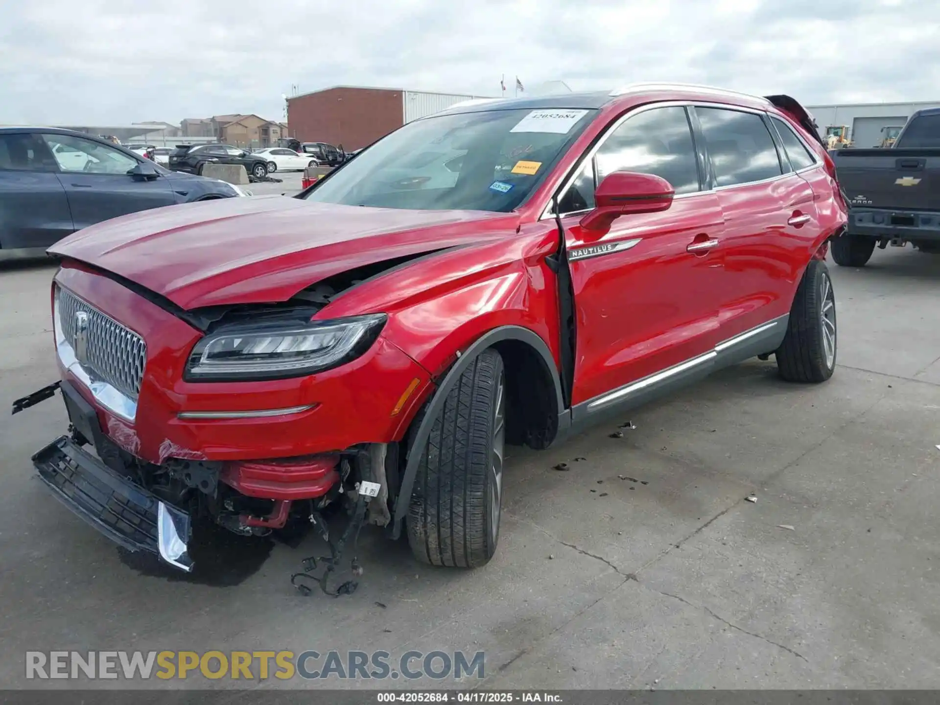 2 Photograph of a damaged car 2LMPJ6K94LBL04669 LINCOLN NAUTILUS 2020