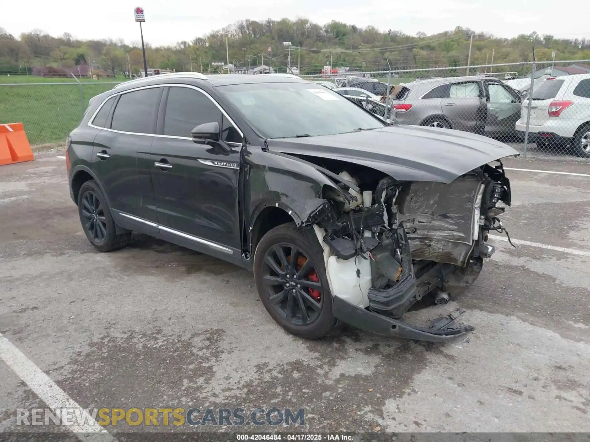 1 Photograph of a damaged car 2LMPJ8K93LBL23886 LINCOLN NAUTILUS 2020