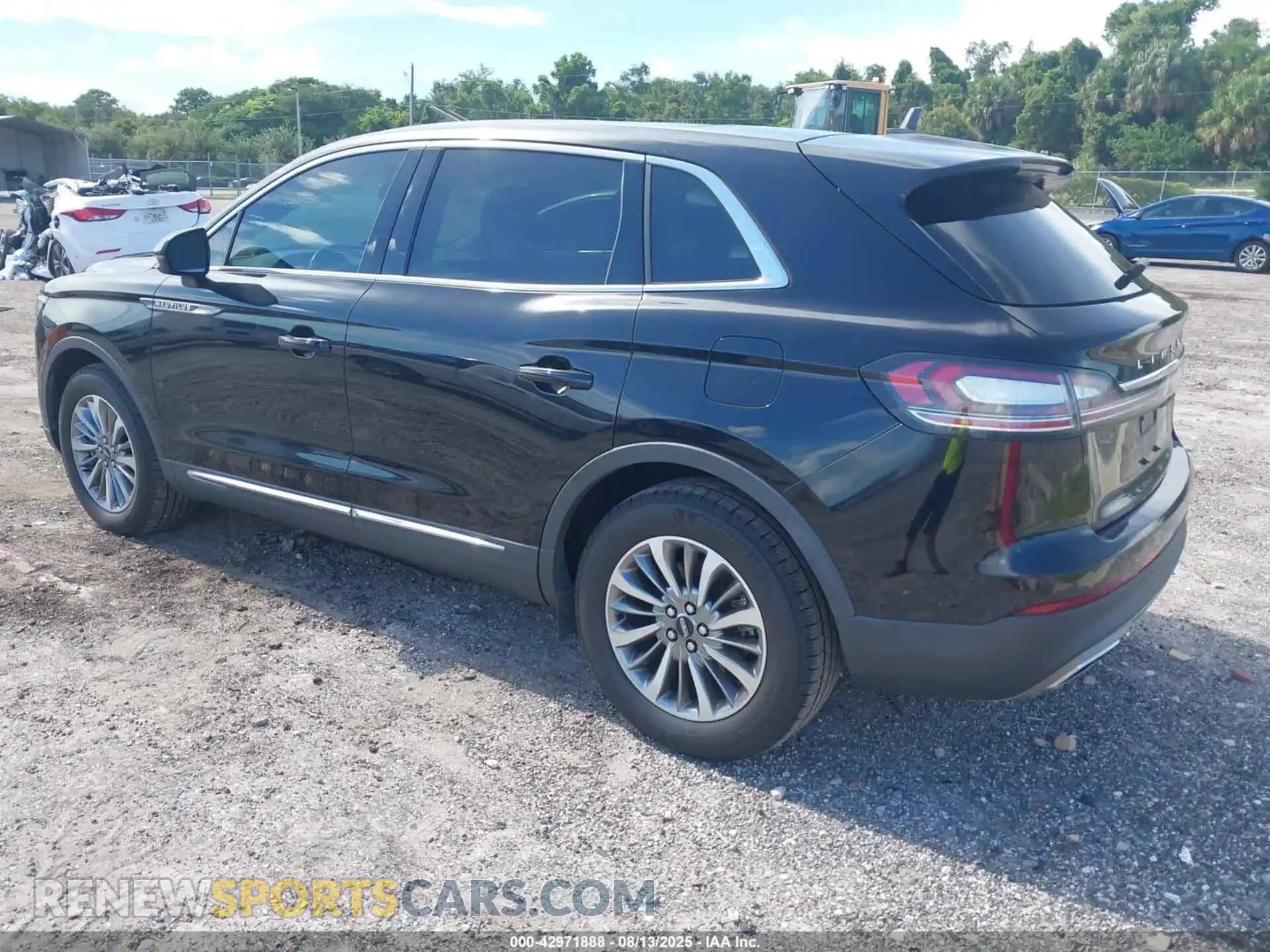 3 Photograph of a damaged car 2LMPJ6K90MBL11474 LINCOLN NAUTILUS 2021