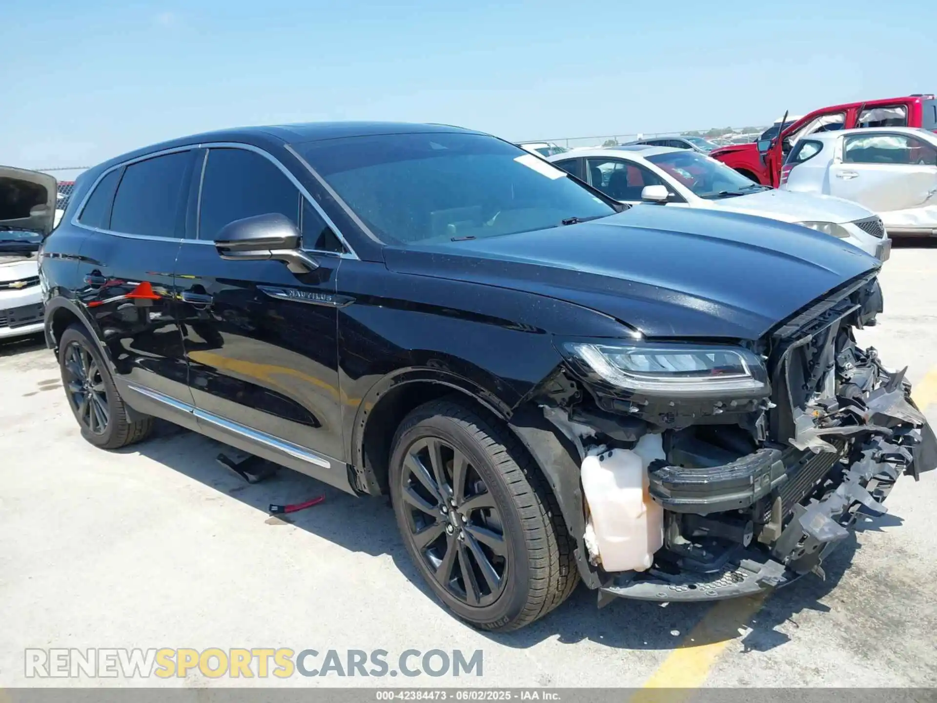 1 Photograph of a damaged car 2LMPJ6K91MBL08132 LINCOLN NAUTILUS 2021
