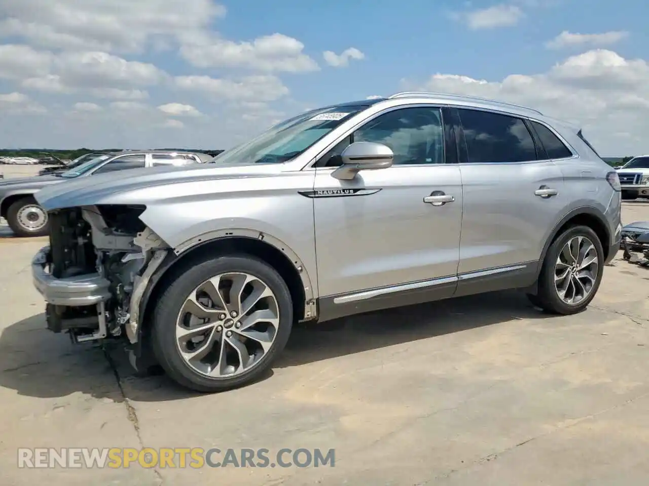 1 Photograph of a damaged car 2LMPJ6K98MBL13053 LINCOLN NAUTILUS 2021