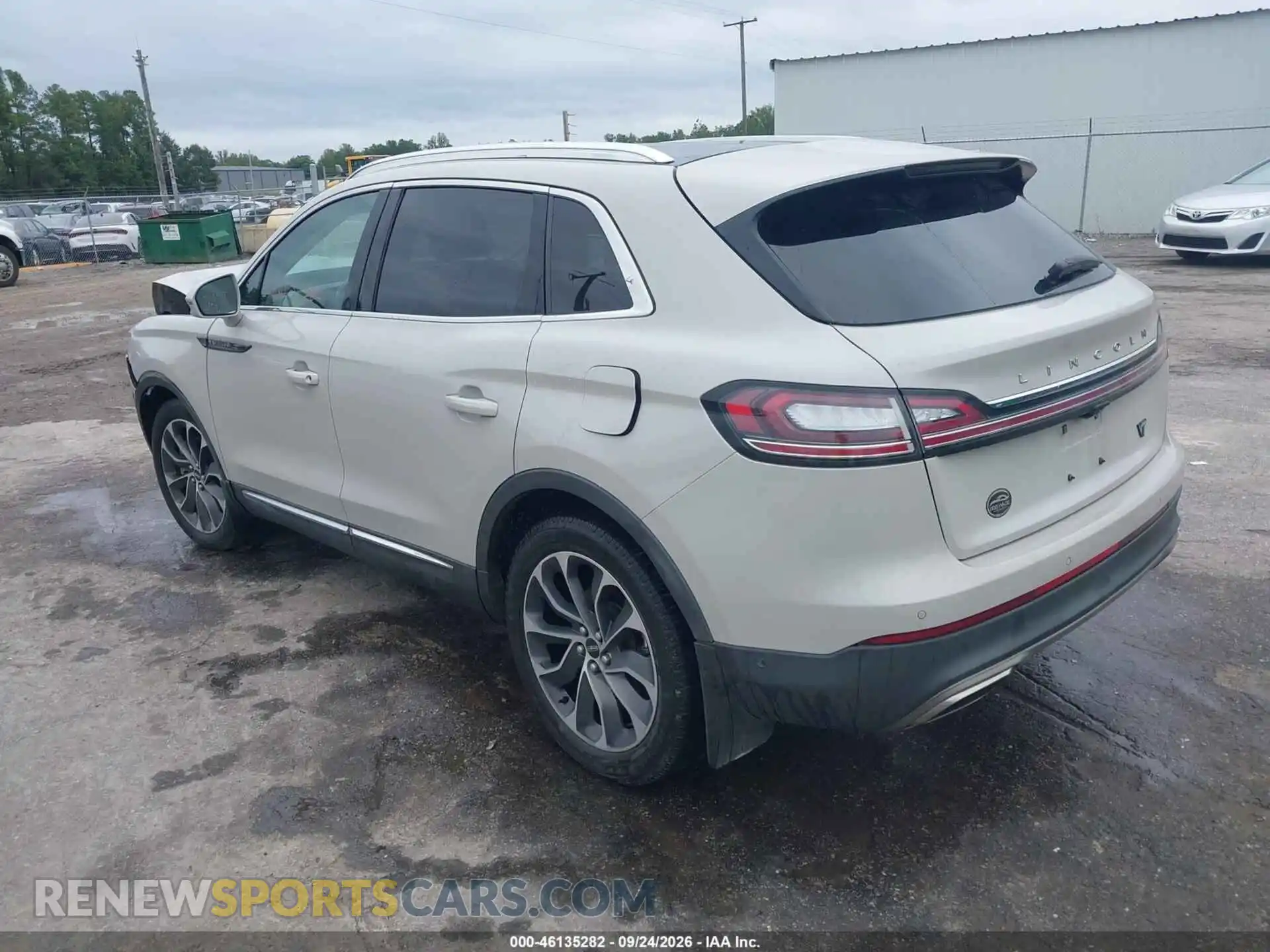 3 Фотография поврежденного автомобиля 2LMPJ6K9XMBL03169 LINCOLN NAUTILUS 2021