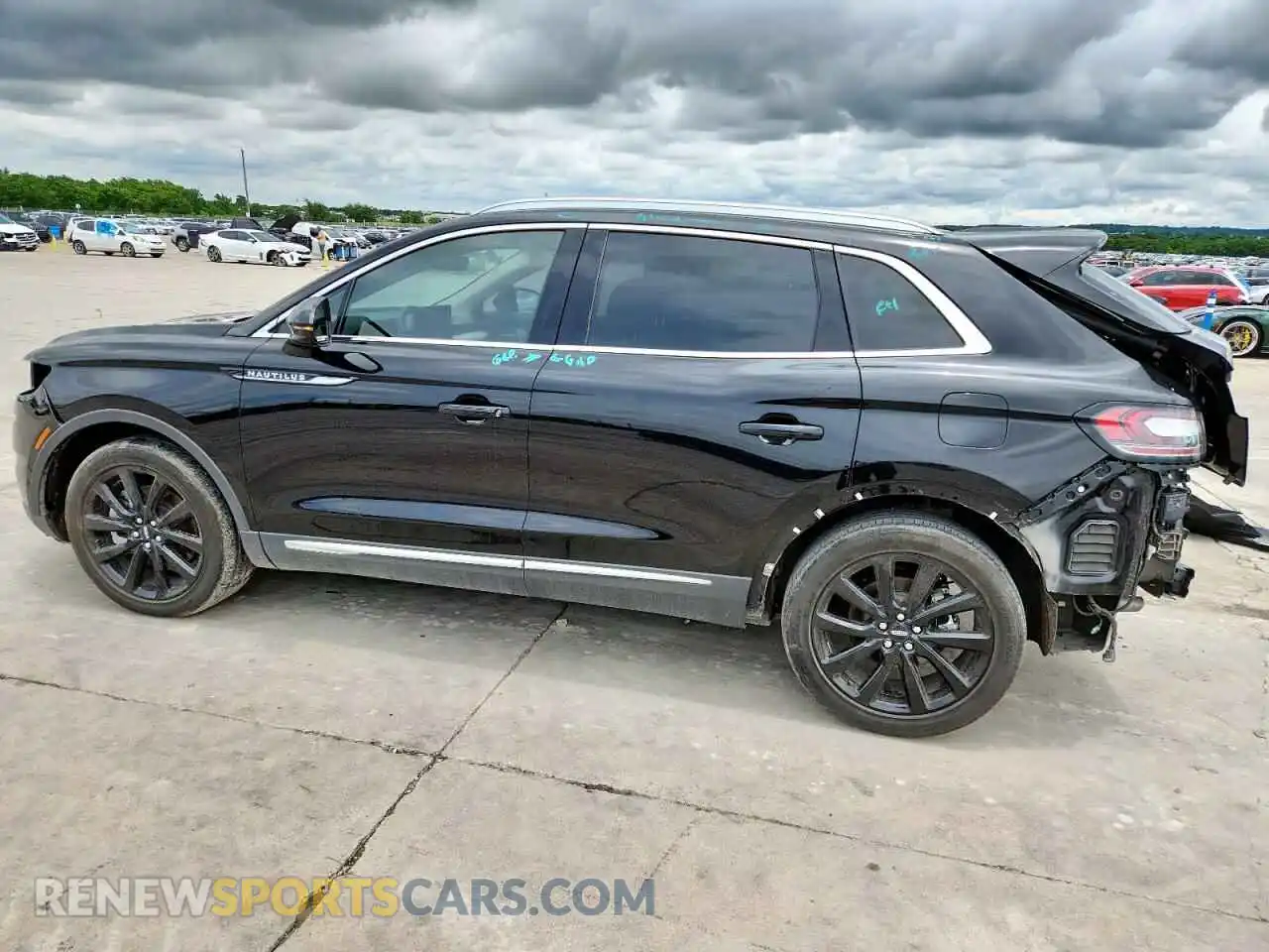 2 Photograph of a damaged car 2LMPJ6K9XMBL13930 LINCOLN NAUTILUS 2021