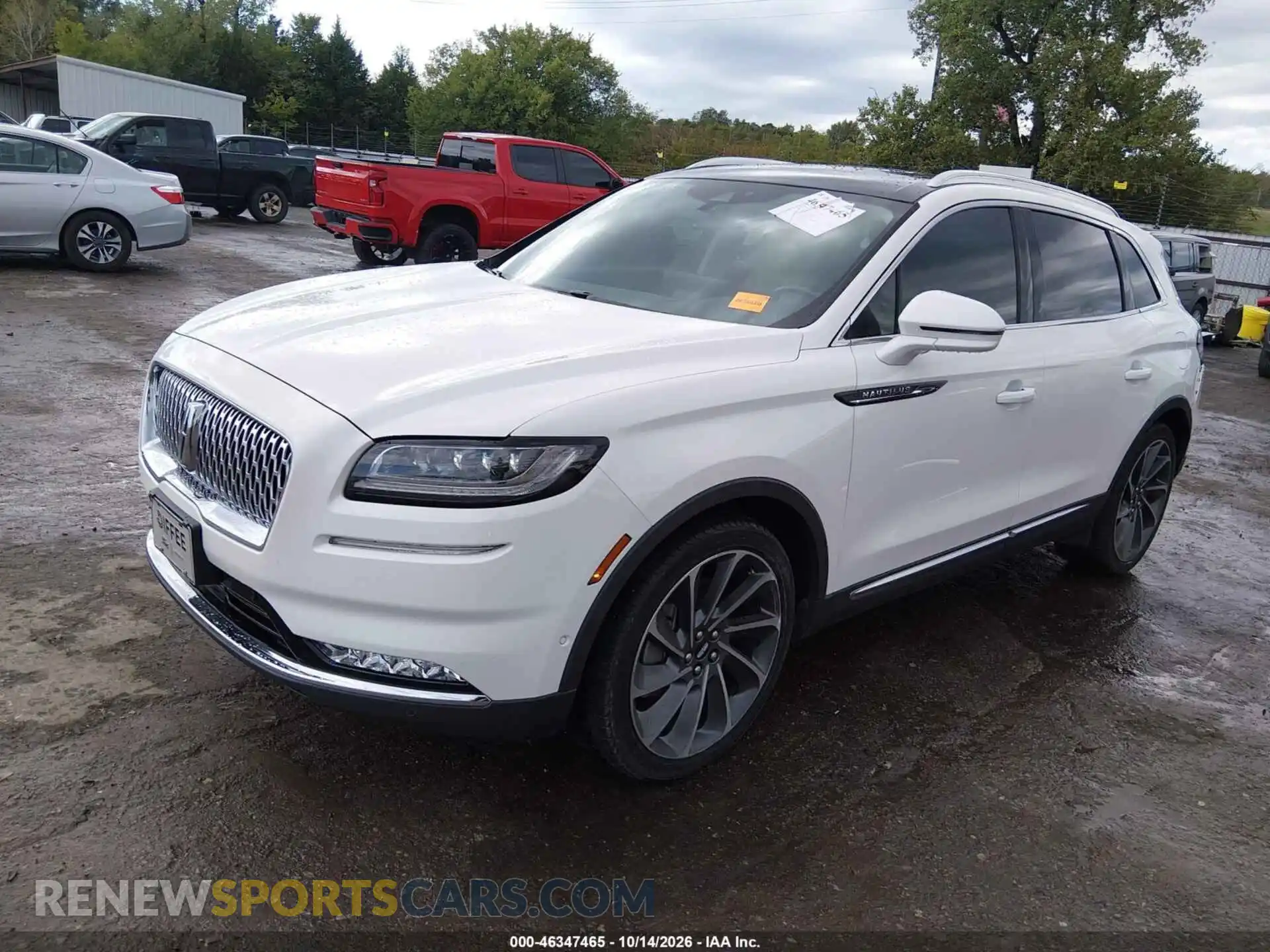 2 Photograph of a damaged car 2LMPJ8K96MBL02323 LINCOLN NAUTILUS 2021