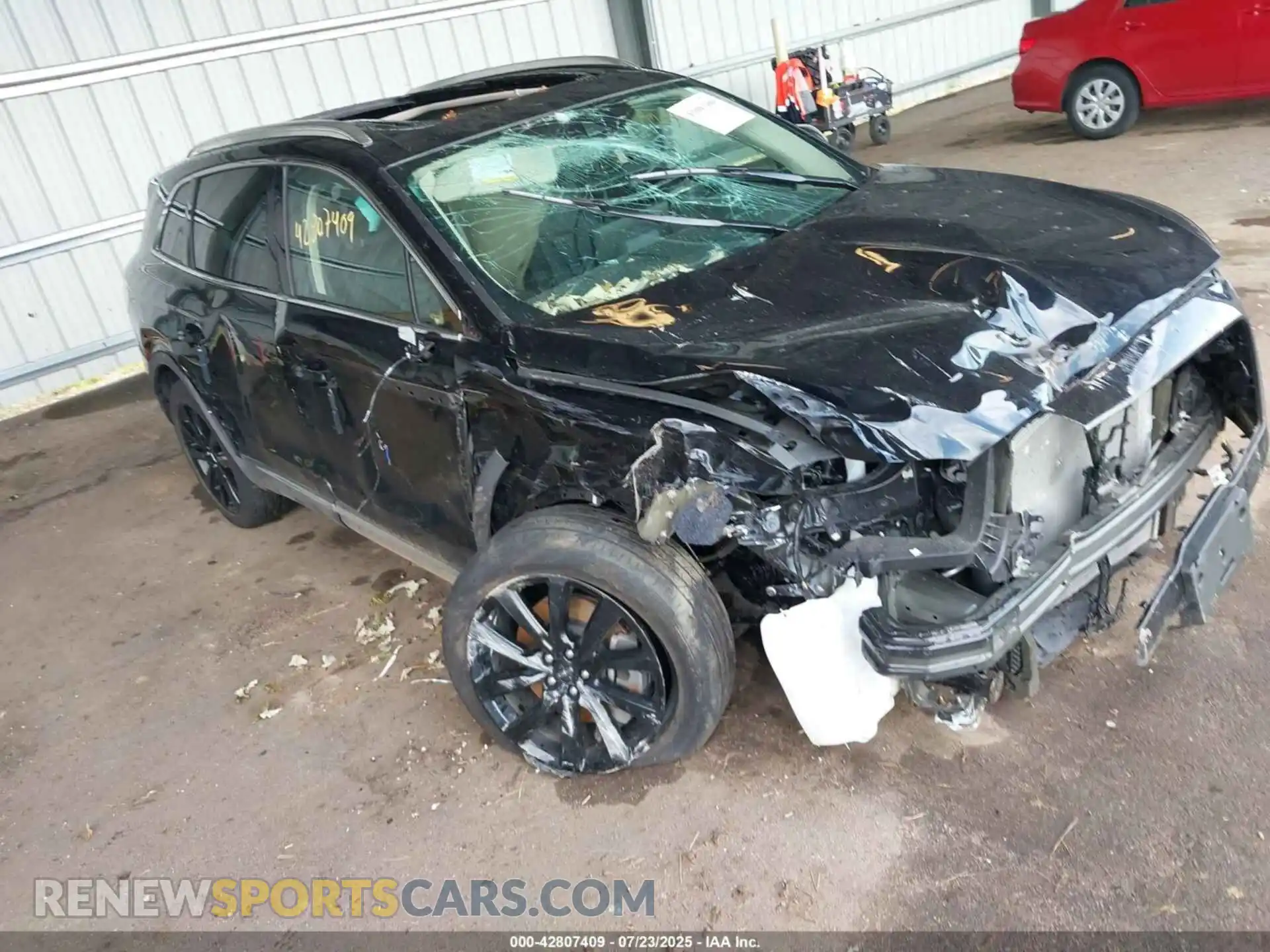 1 Photograph of a damaged car 2LMPJ8KP2MBL13480 LINCOLN NAUTILUS 2021