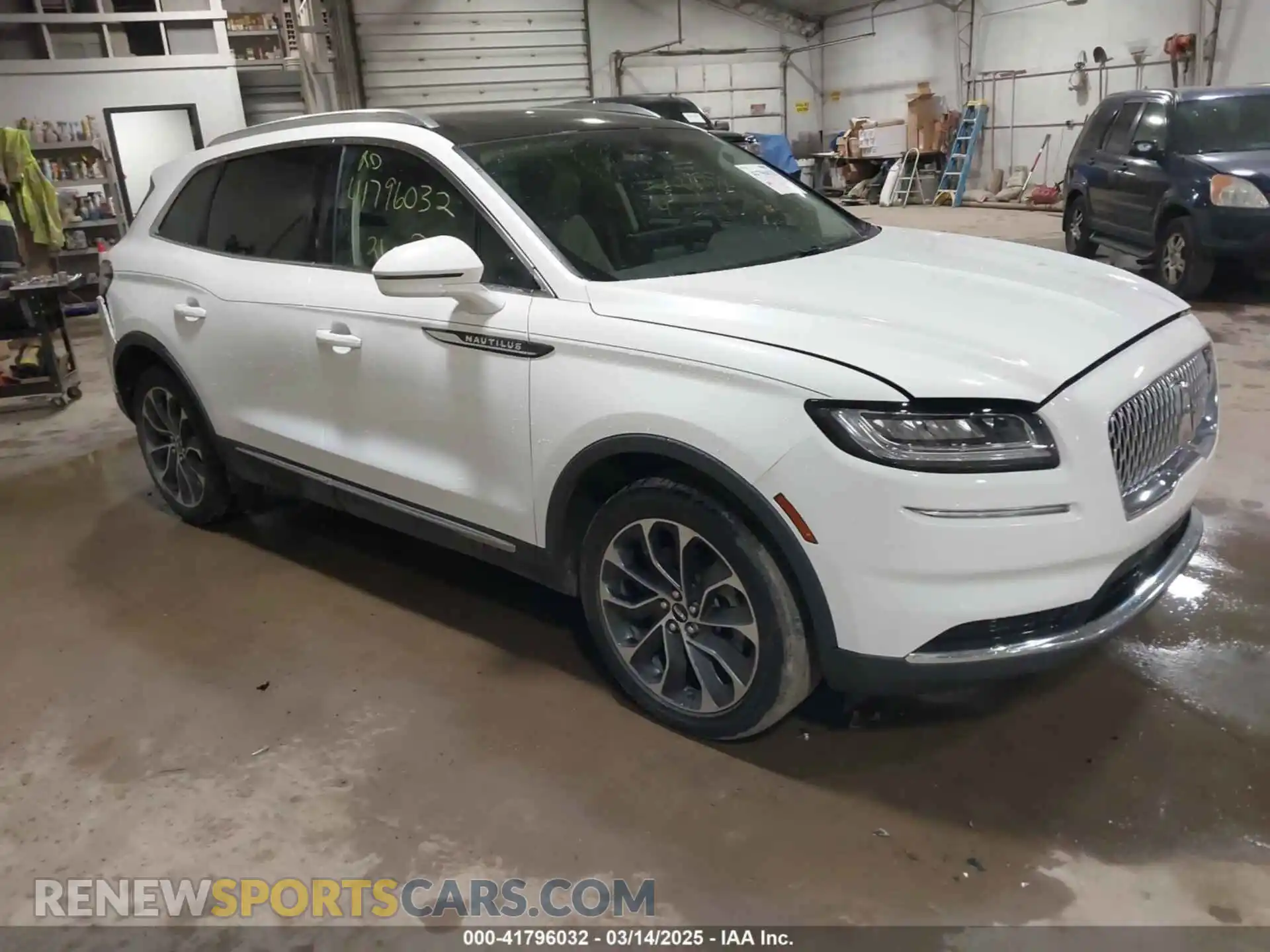 1 Photograph of a damaged car 2LMPJ8KP9MBL16182 LINCOLN NAUTILUS 2021