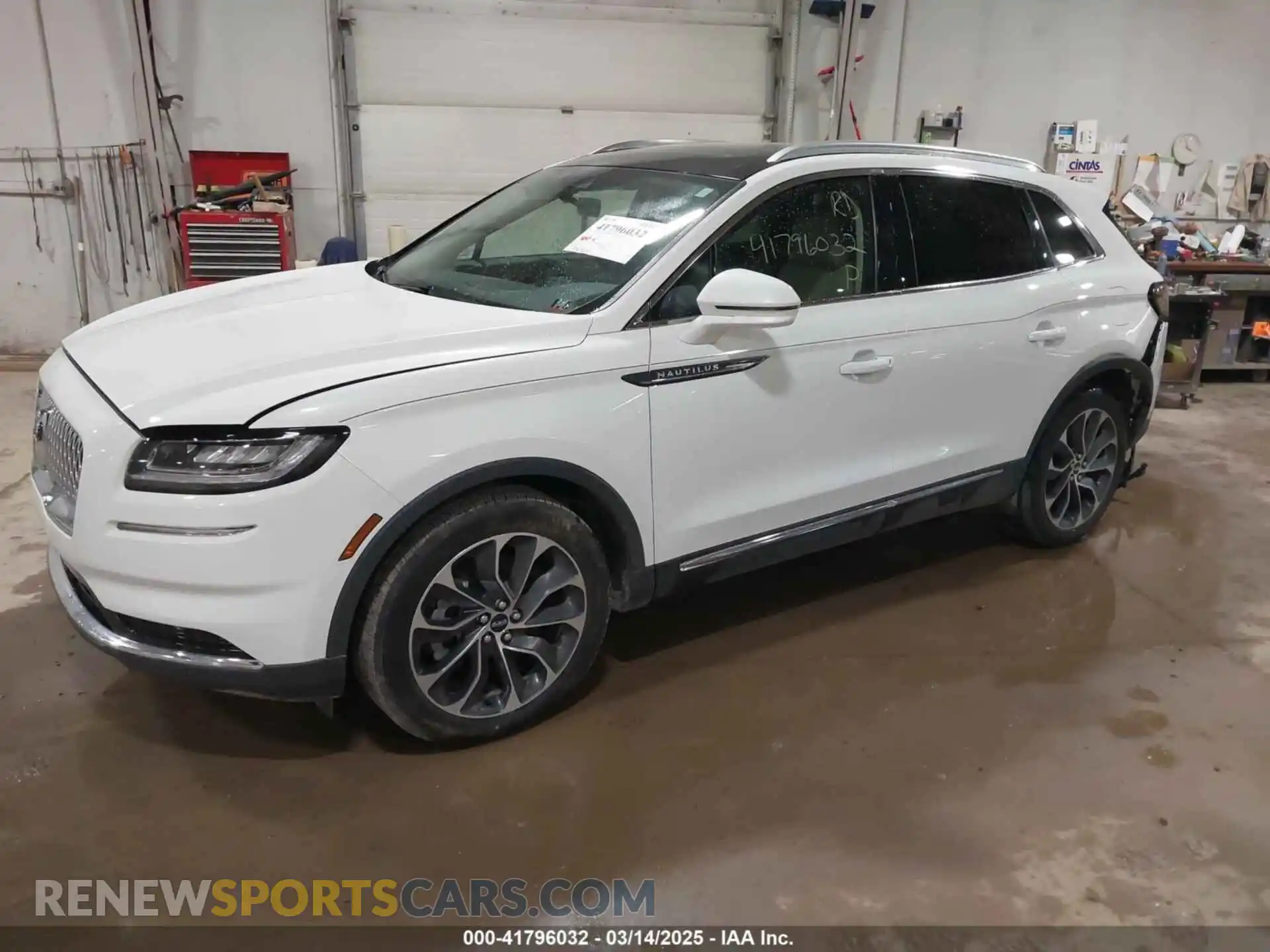 2 Photograph of a damaged car 2LMPJ8KP9MBL16182 LINCOLN NAUTILUS 2021
