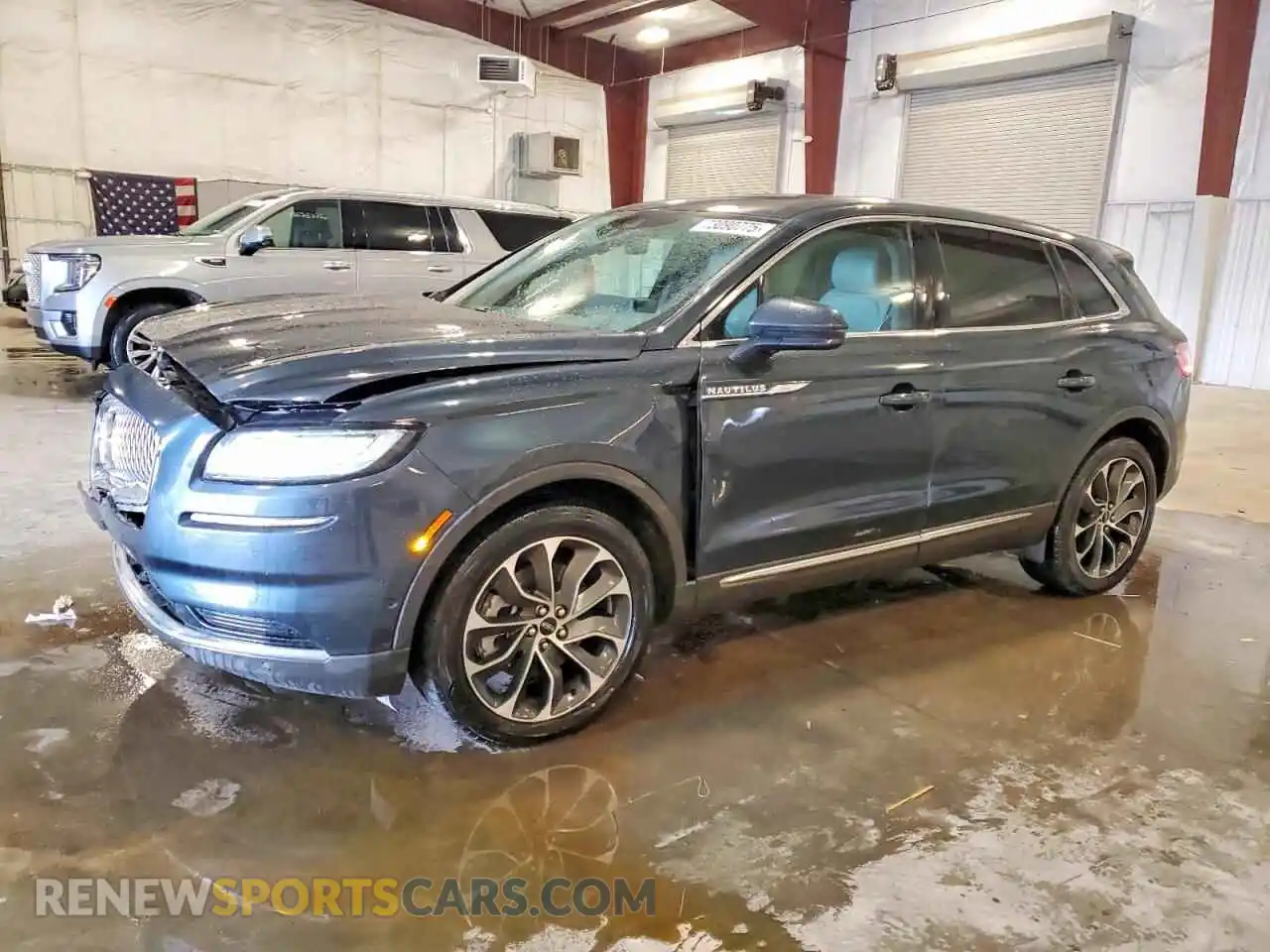 1 Photograph of a damaged car 2LMPJ8KPXMBL16823 LINCOLN NAUTILUS 2021