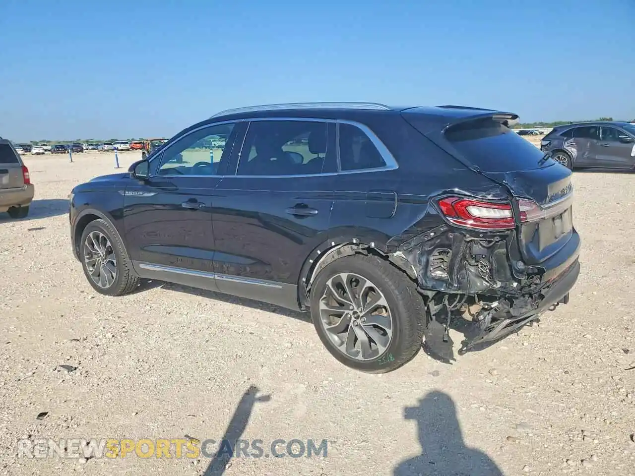 2 Photograph of a damaged car 2LMPJ6K97NBL12607 LINCOLN NAUTILUS 2022