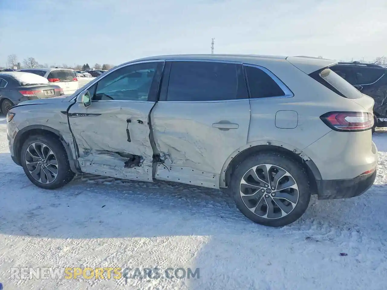 2 Photograph of a damaged car 2LMPJ8K92NBL23459 LINCOLN NAUTILUS 2022