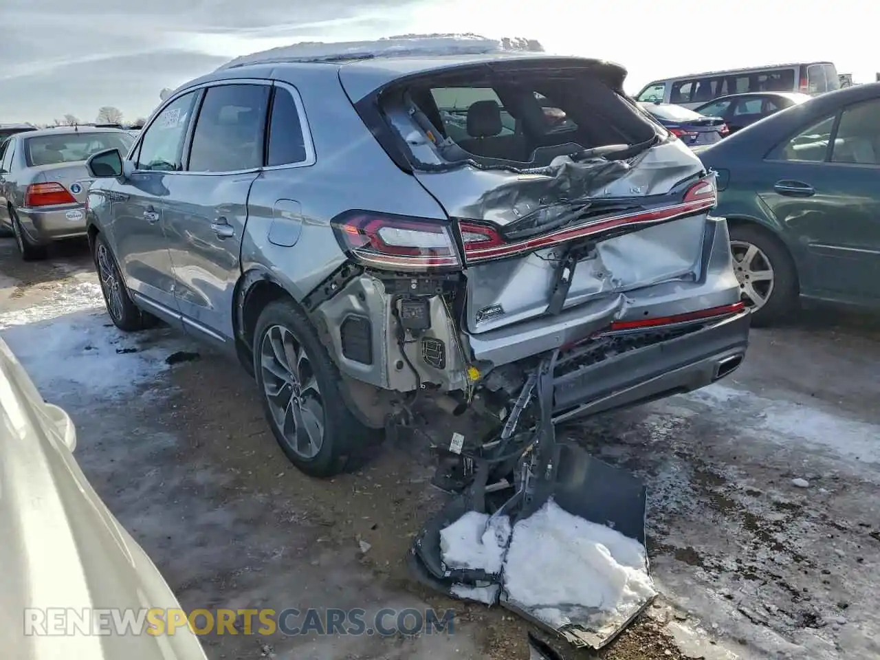2 Photograph of a damaged car 2LMPJ8K97NBL23747 LINCOLN NAUTILUS 2022