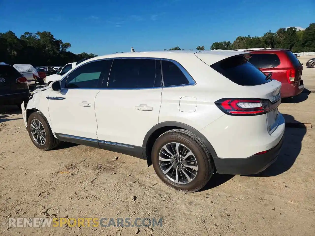 2 fotografías del automóvil dañado 2LMPJ6J94PBL17400 LINCOLN NAUTILUS 2023