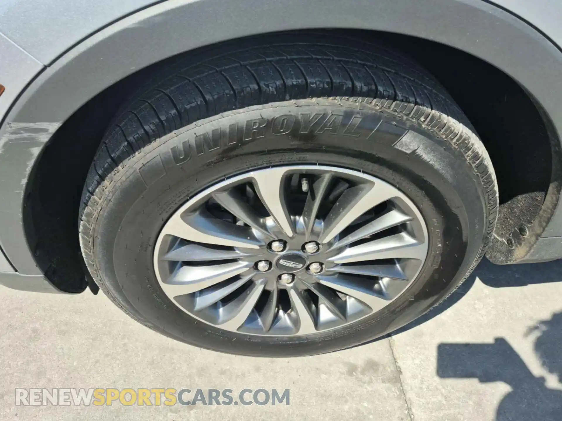 1 Photograph of a damaged car 2LMPJ6K92PBL06698 LINCOLN NAUTILUS 2023