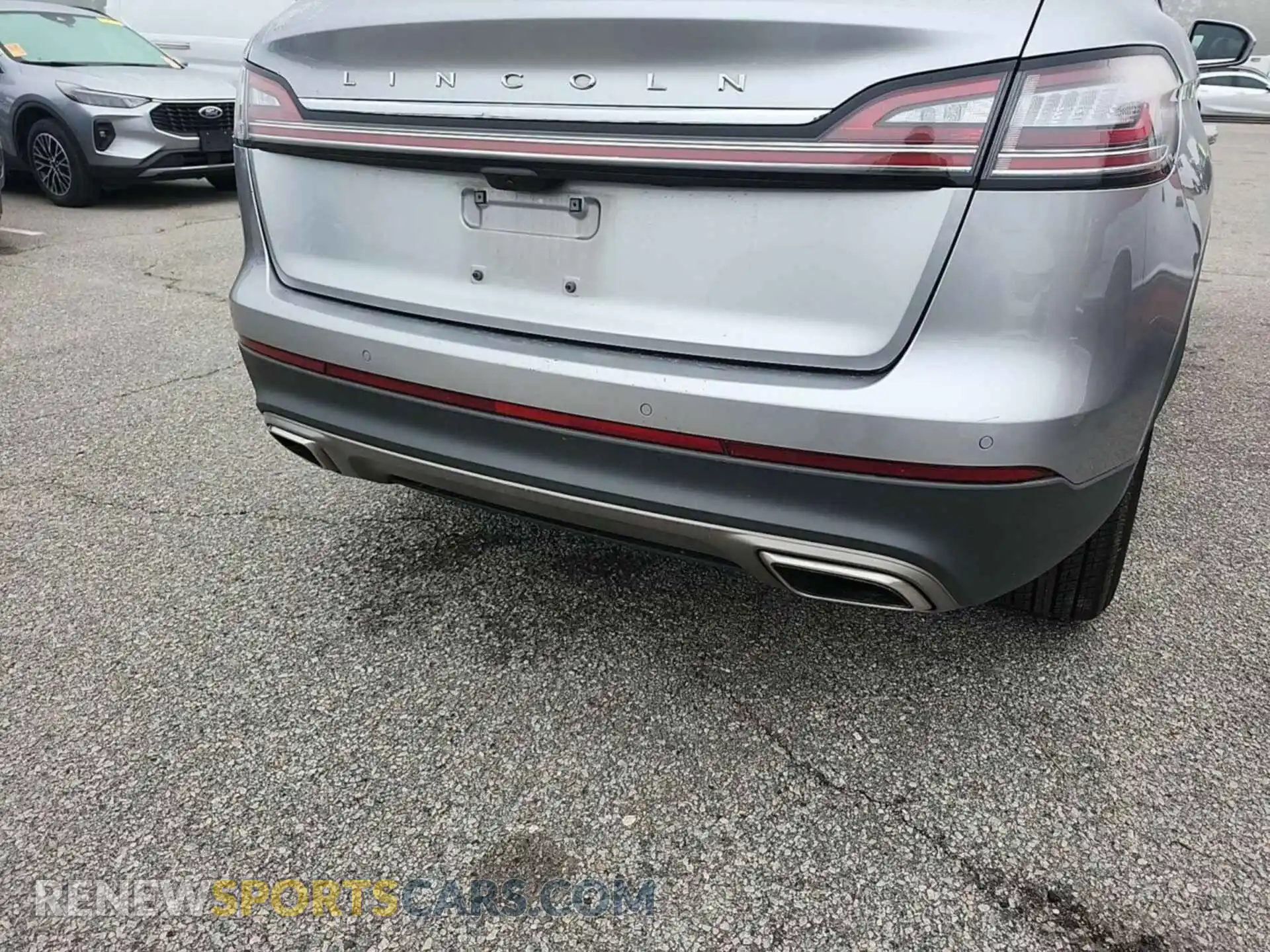 3 Photograph of a damaged car 2LMPJ6K92PBL06698 LINCOLN NAUTILUS 2023