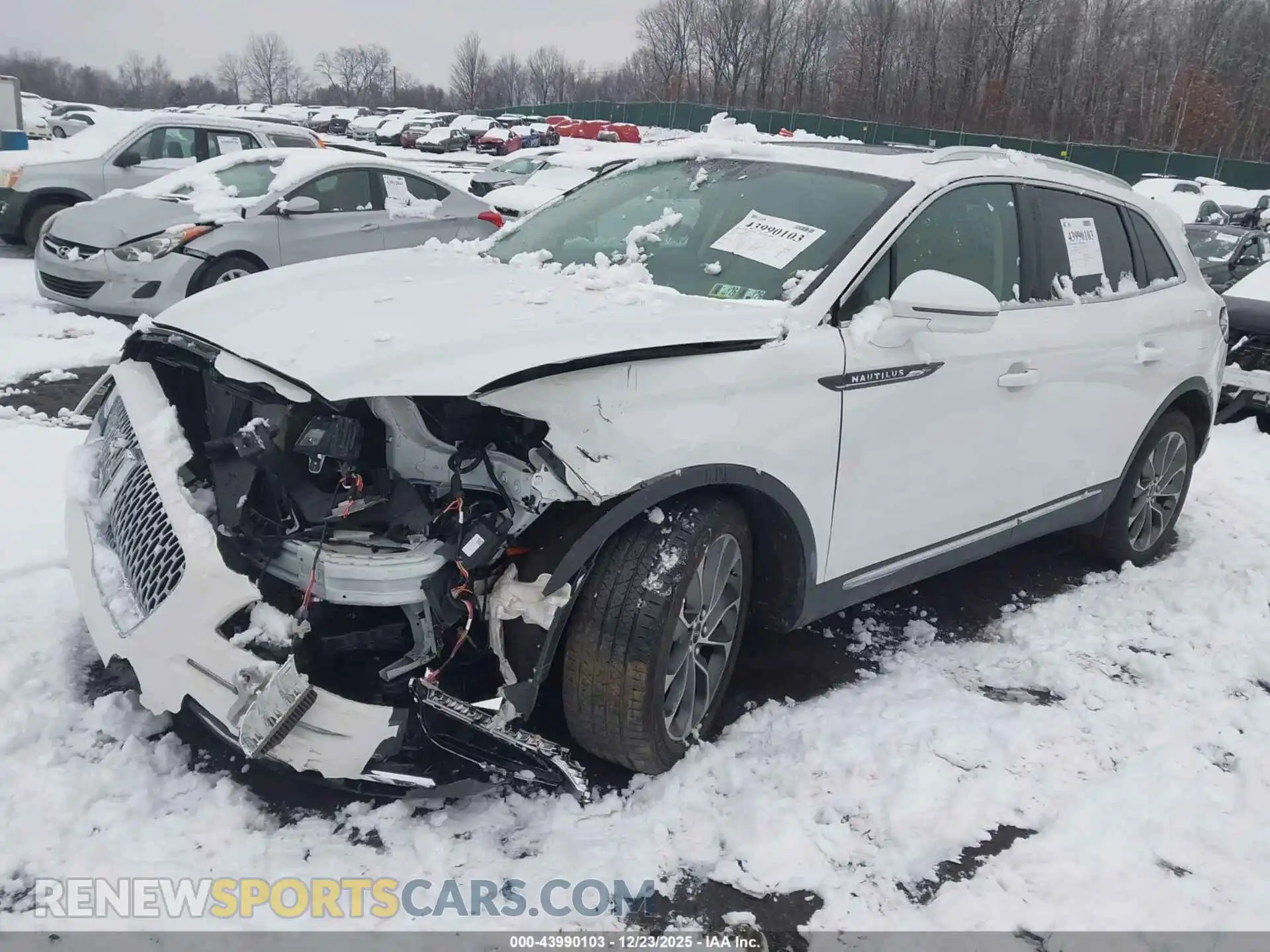 2 Photograph of a damaged car 2LMPJ8K90PBL26167 LINCOLN NAUTILUS 2023
