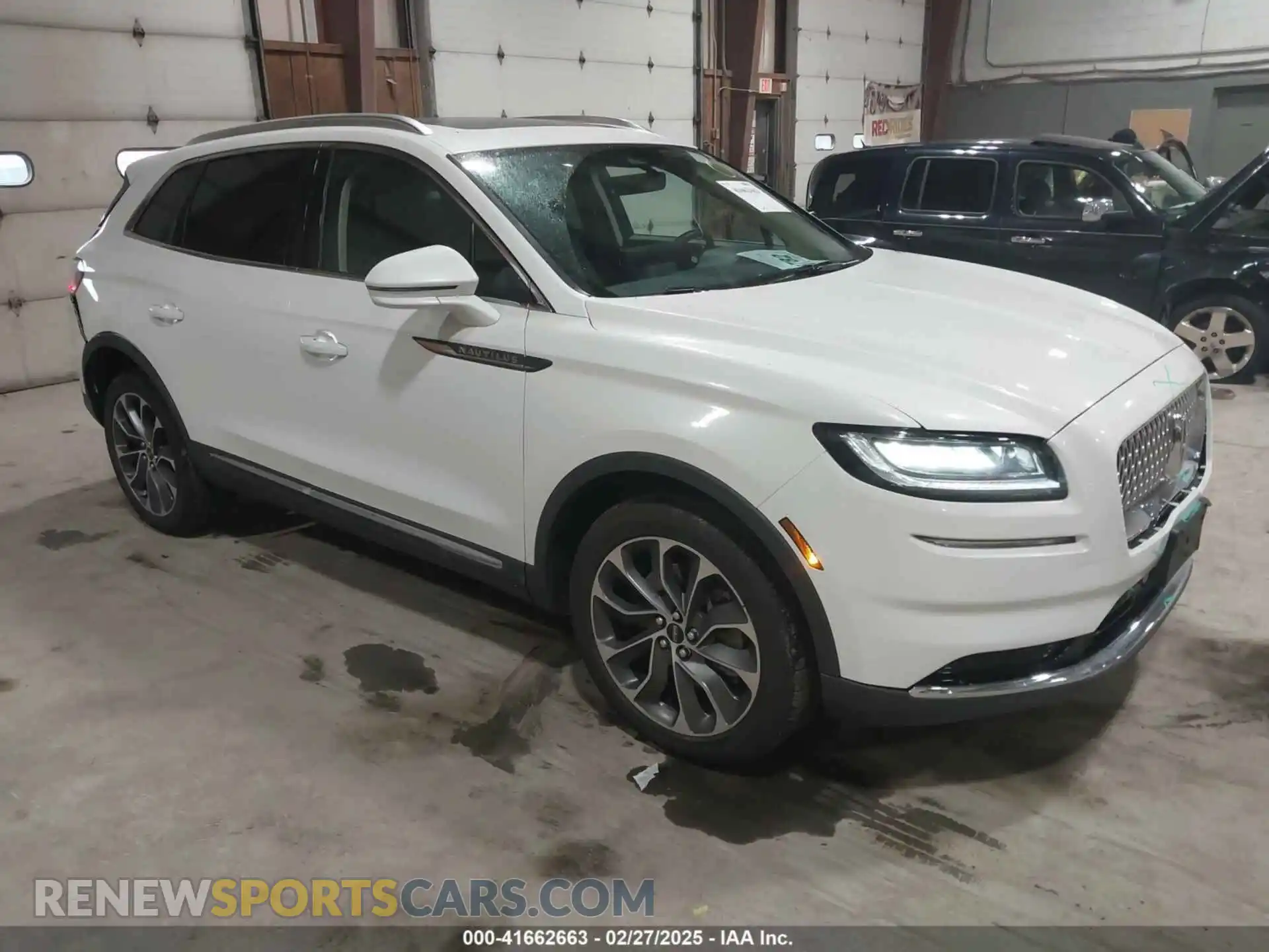 1 Photograph of a damaged car 2LMPJ8K92PBL09077 LINCOLN NAUTILUS 2023