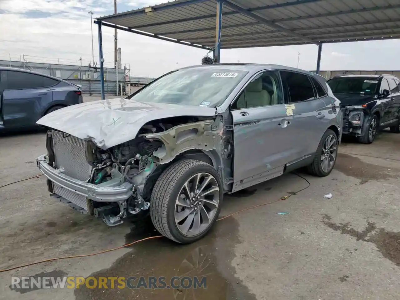 1 Photograph of a damaged car 2LMPJ8KP4PBL10990 LINCOLN NAUTILUS 2023