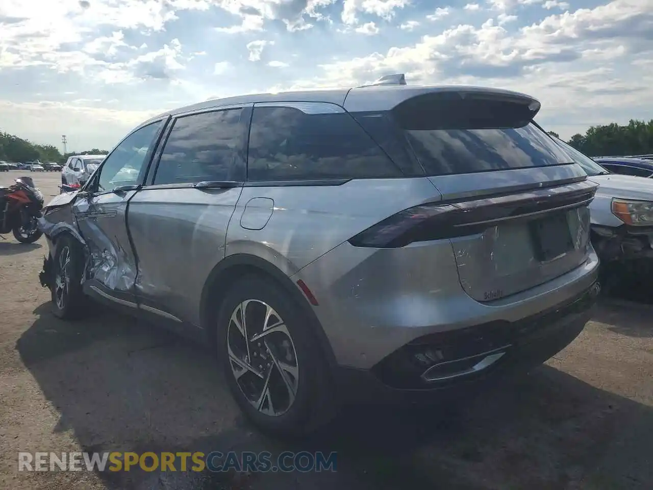 2 Photograph of a damaged car 5LMPJ8J4XRJ859785 LINCOLN NAUTILUS 2024
