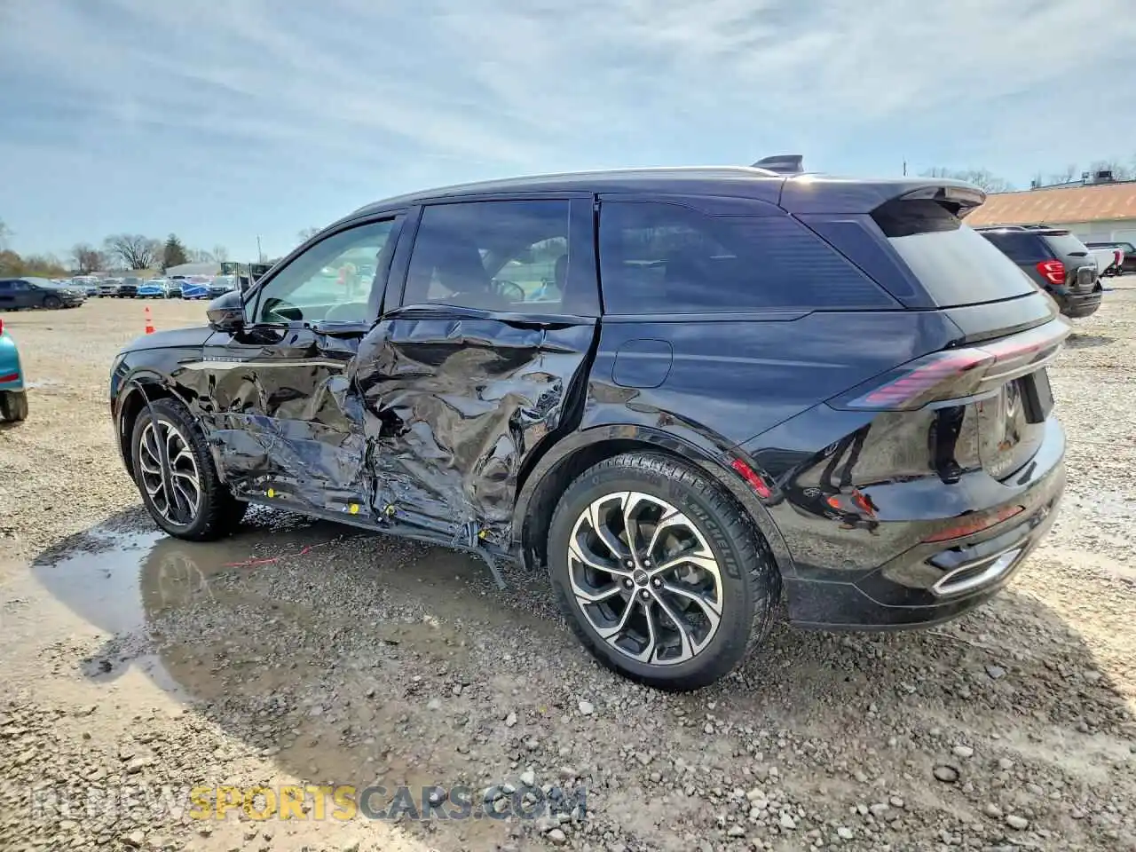 2 Photograph of a damaged car 5LMPJ8KA2RJ829264 LINCOLN NAUTILUS 2024