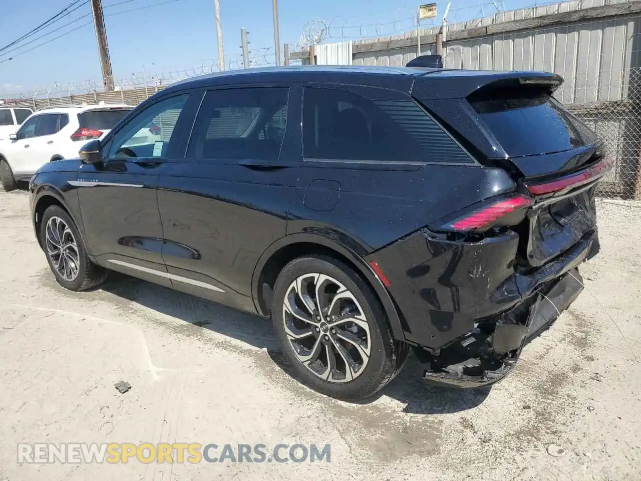 2 Photograph of a damaged car 5LMPJ8KA4RJ826981 LINCOLN NAUTILUS 2024