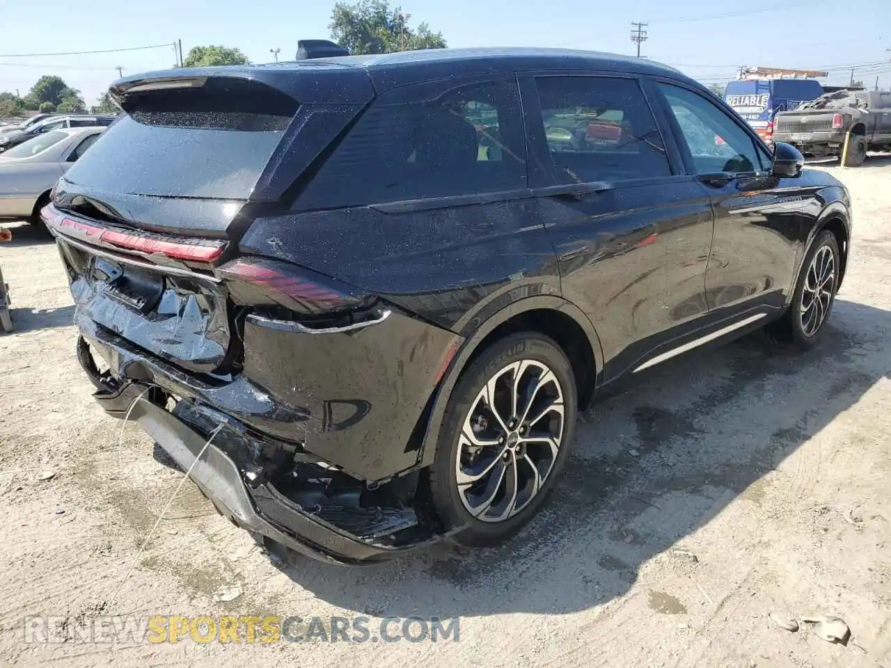 3 Photograph of a damaged car 5LMPJ8KA4RJ826981 LINCOLN NAUTILUS 2024