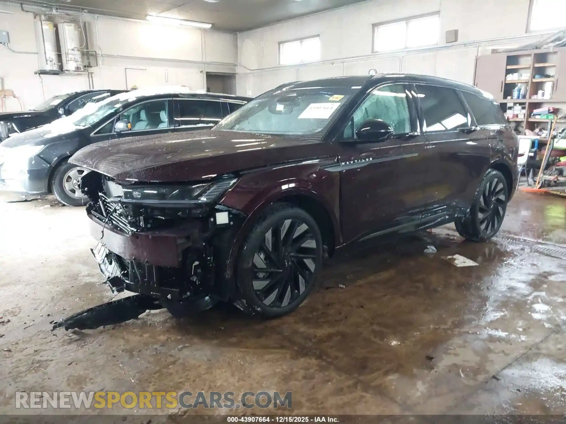 2 Photograph of a damaged car 5LMPJ8KA9RJ856963 LINCOLN NAUTILUS 2024