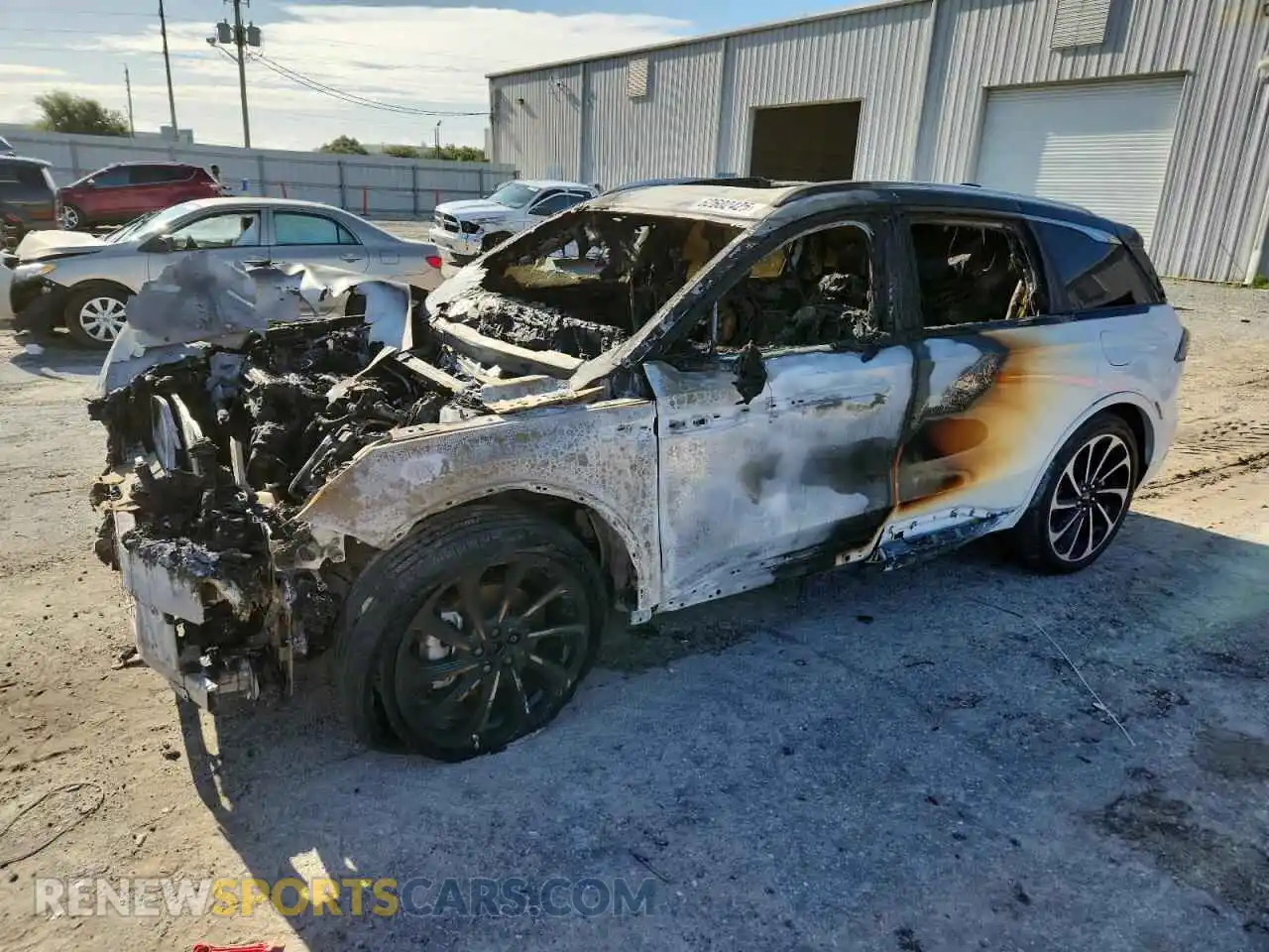 1 Photograph of a damaged car 5LMPJ9J40RJ855637 LINCOLN NAUTILUS 2024