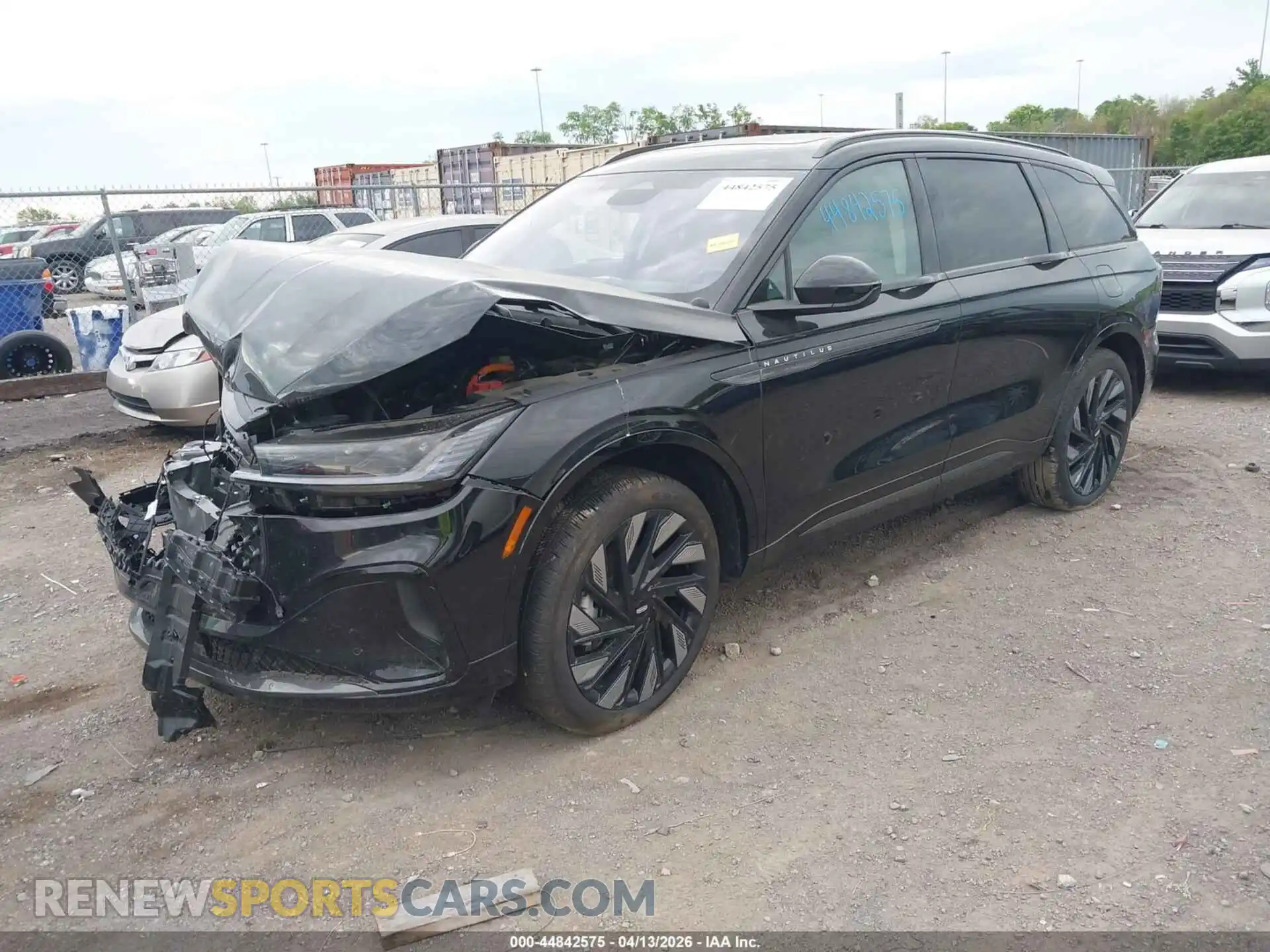 2 Photograph of a damaged car 5LMPJ8K48SJ957718 LINCOLN NAUTILUS 2025
