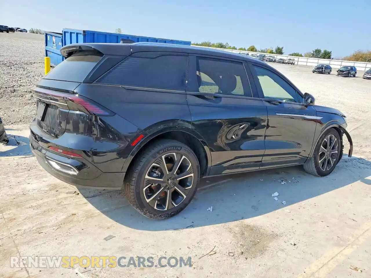 3 Photograph of a damaged car 5LMPJ8KA3TJ992142 LINCOLN NAUTILUS 2026