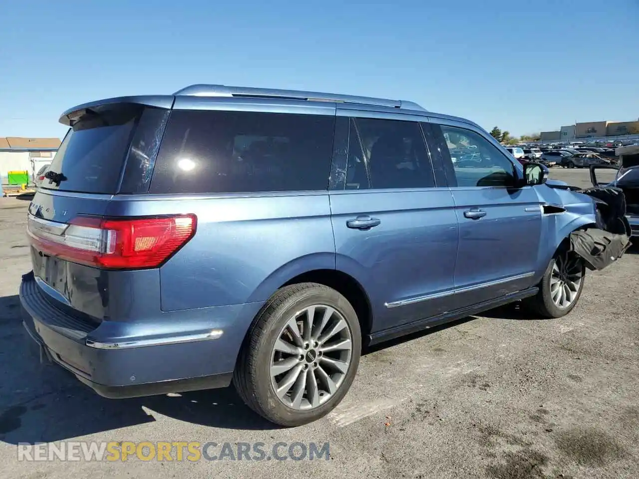 3 Photograph of a damaged car 5LMJJ2LT4LEL11966 LINCOLN NAVIGATOR 2020