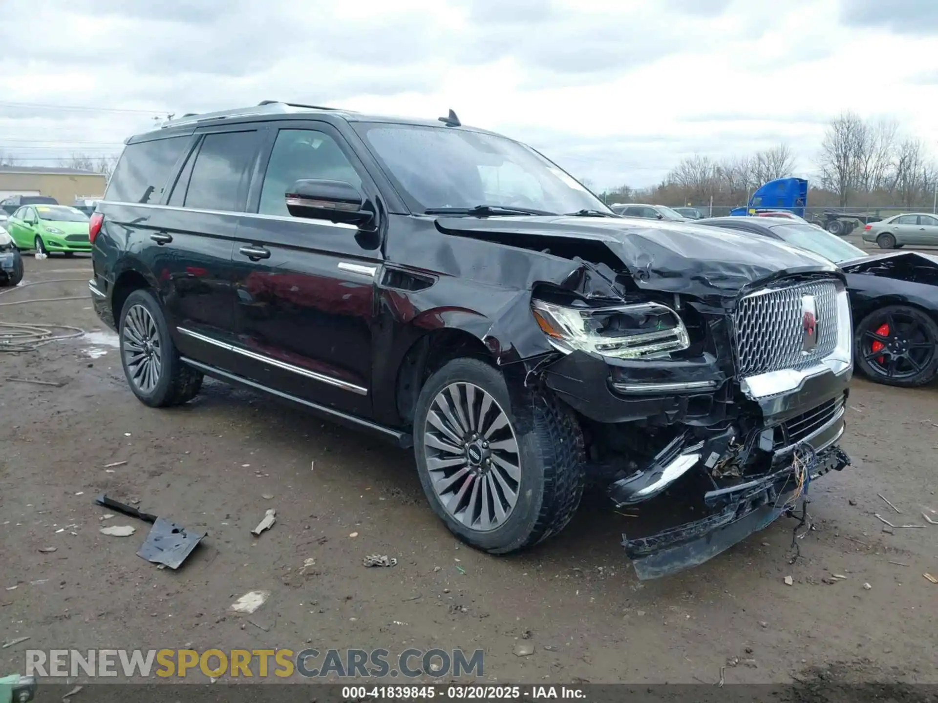 1 Photograph of a damaged car 5LMJJ2LT8LEL06284 LINCOLN NAVIGATOR 2020