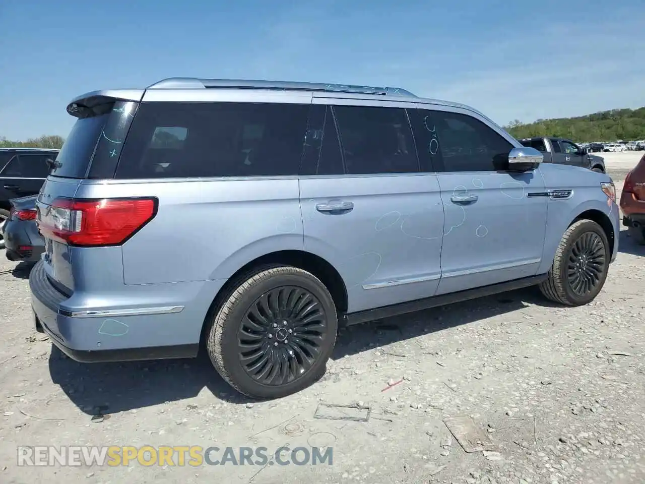 3 Фотография поврежденного автомобиля 5LMJJ2TT8LEL01327 LINCOLN NAVIGATOR 2020
