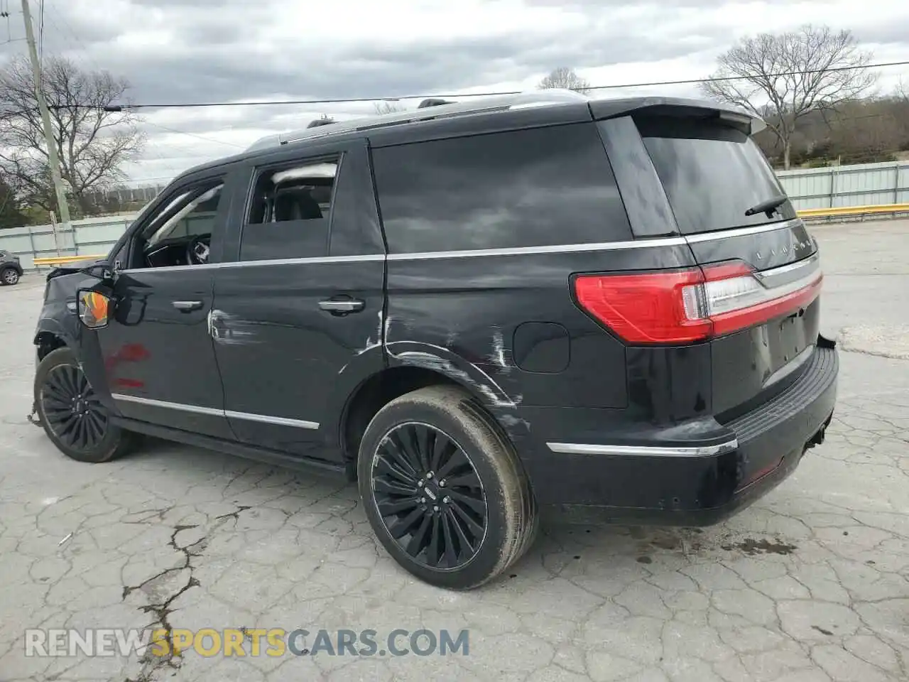 2 fotografías del automóvil dañado 5LMJJ2LT4MEL11287 LINCOLN NAVIGATOR 2021