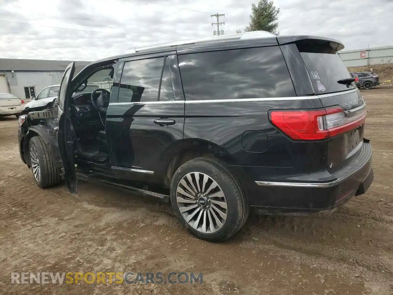 2 fotografías del automóvil dañado 5LMJJ2LT8MEL11194 LINCOLN NAVIGATOR 2021