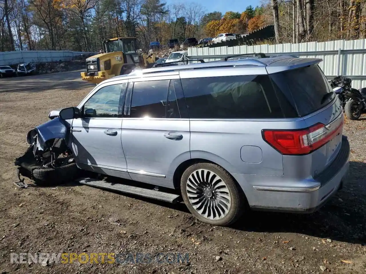 2 fotografías del automóvil dañado 5LMJJ2TT7MEL18654 LINCOLN NAVIGATOR 2021