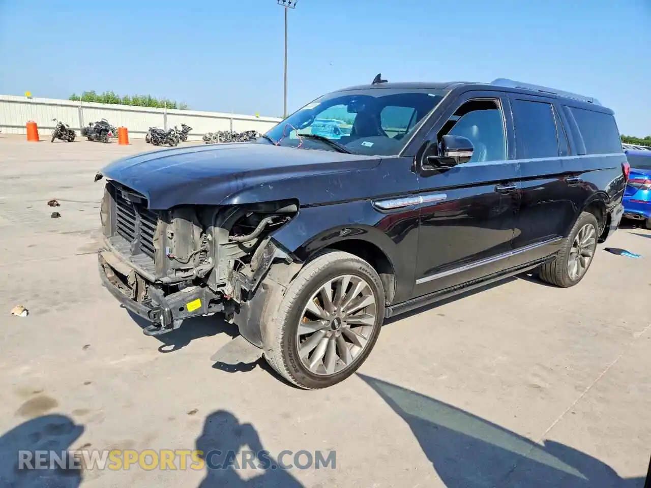 1 Photograph of a damaged car 5LMJJ3KT5MEL04985 LINCOLN NAVIGATOR 2021