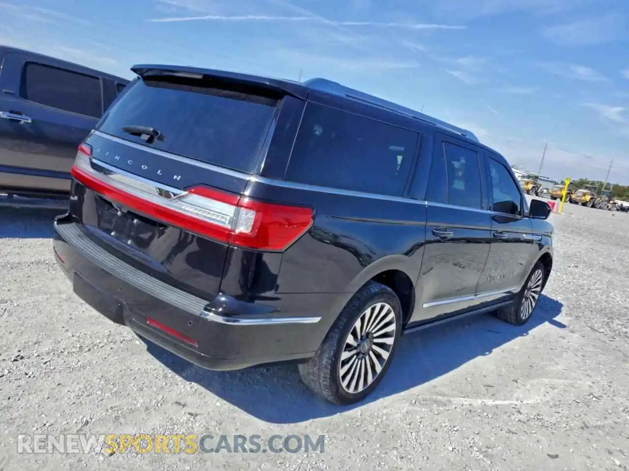 3 fotografías del automóvil dañado 5LMJJ3KT7MEL02851 LINCOLN NAVIGATOR 2021