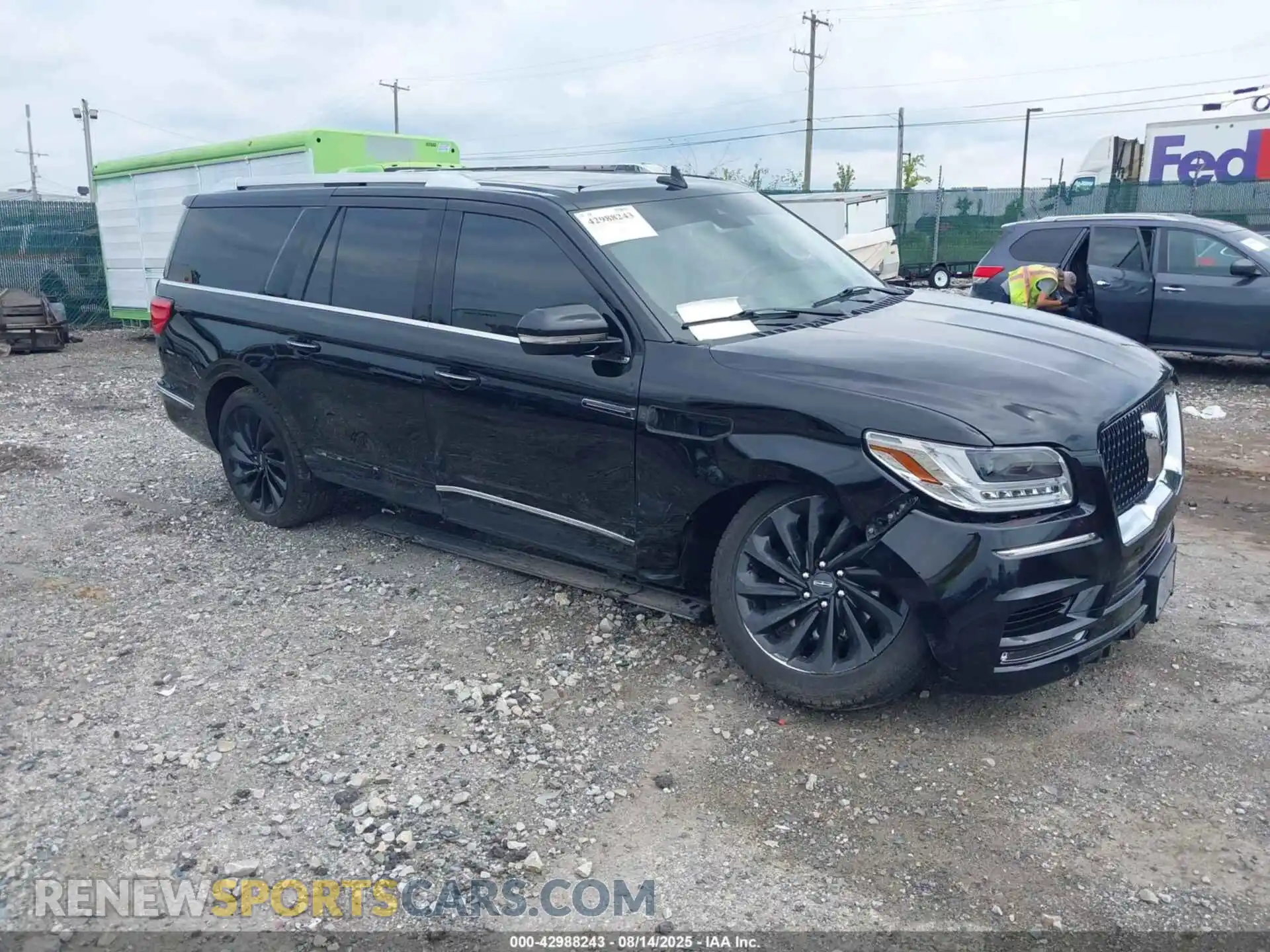 1 fotografías del automóvil dañado 5LMJJ3LT2MEL11231 LINCOLN NAVIGATOR 2021