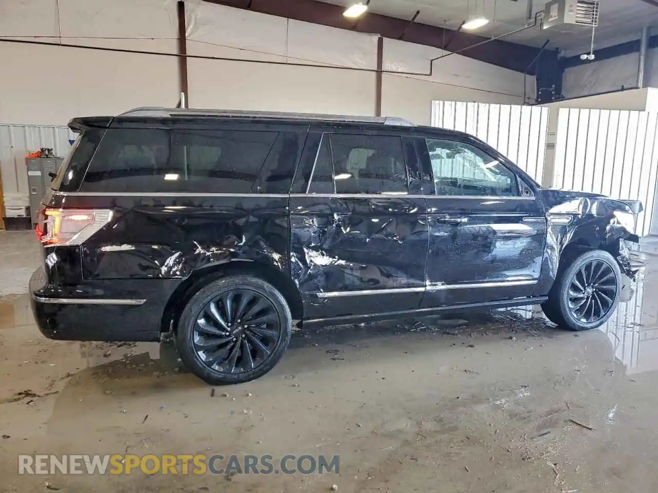 3 fotografías del automóvil dañado 5LMJJ3LT9MEL00906 LINCOLN NAVIGATOR 2021