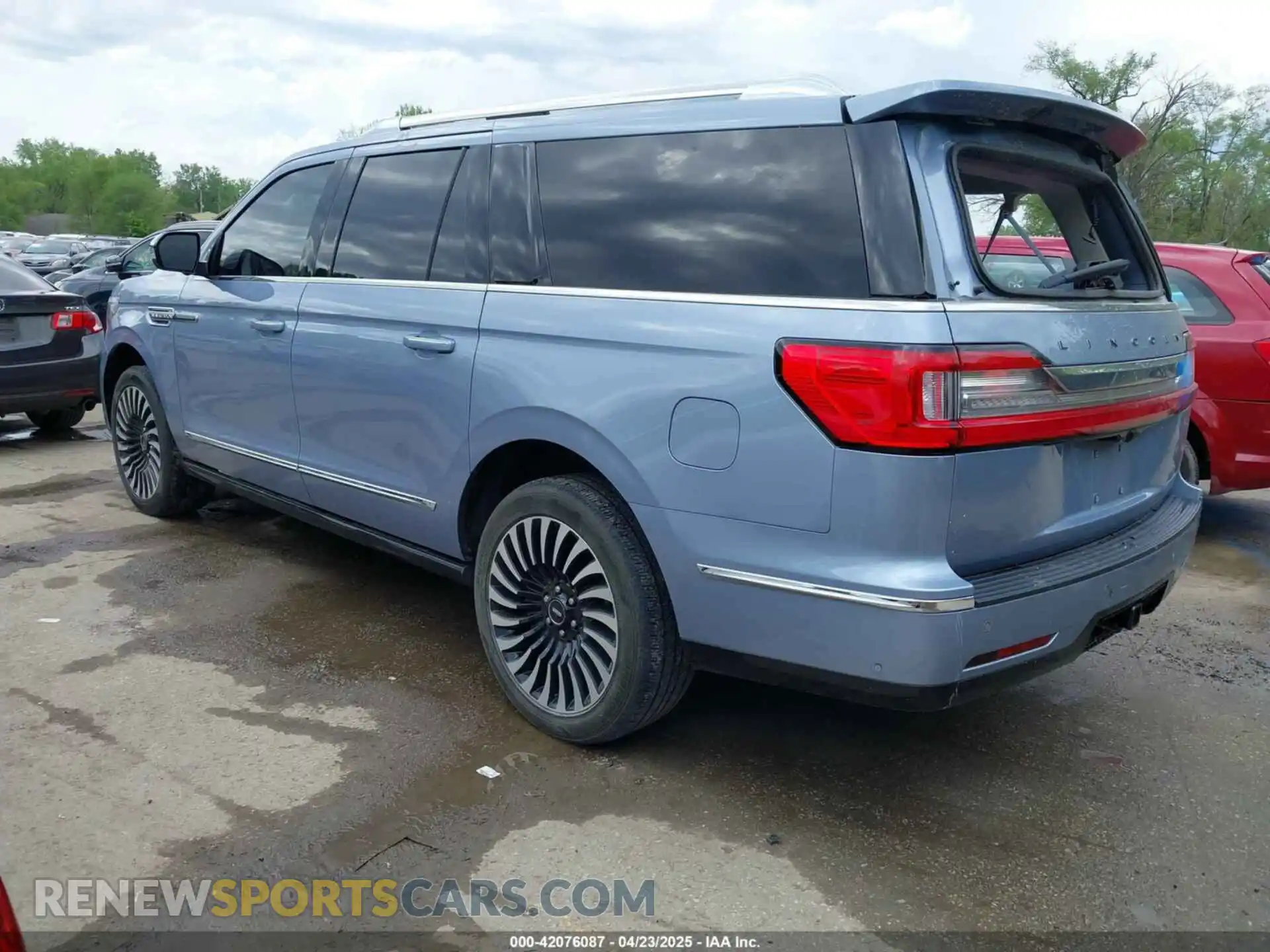 3 fotografías del automóvil dañado 5LMJJ3TT9MEL04485 LINCOLN NAVIGATOR 2021