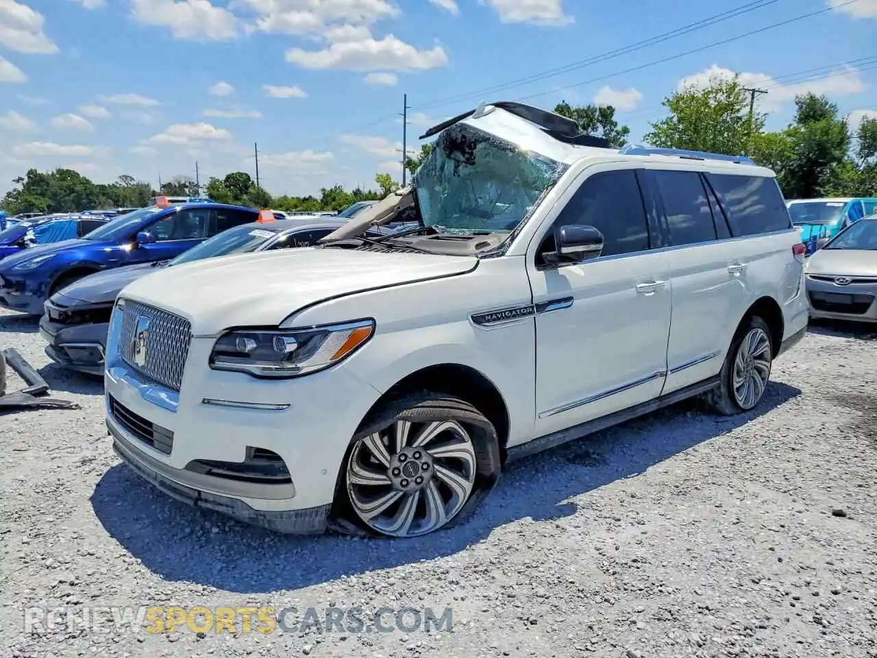 1 Фотография поврежденного автомобиля 5LMJJ2KG4PEL17177 LINCOLN NAVIGATOR 2023