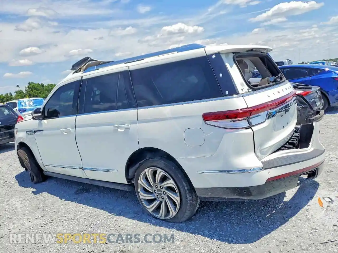 2 Фотография поврежденного автомобиля 5LMJJ2KG4PEL17177 LINCOLN NAVIGATOR 2023