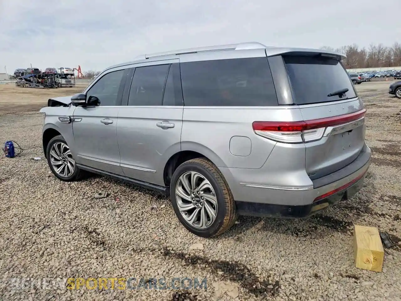 2 Photograph of a damaged car 5LMJJ2LG4PEL05982 LINCOLN NAVIGATOR 2023