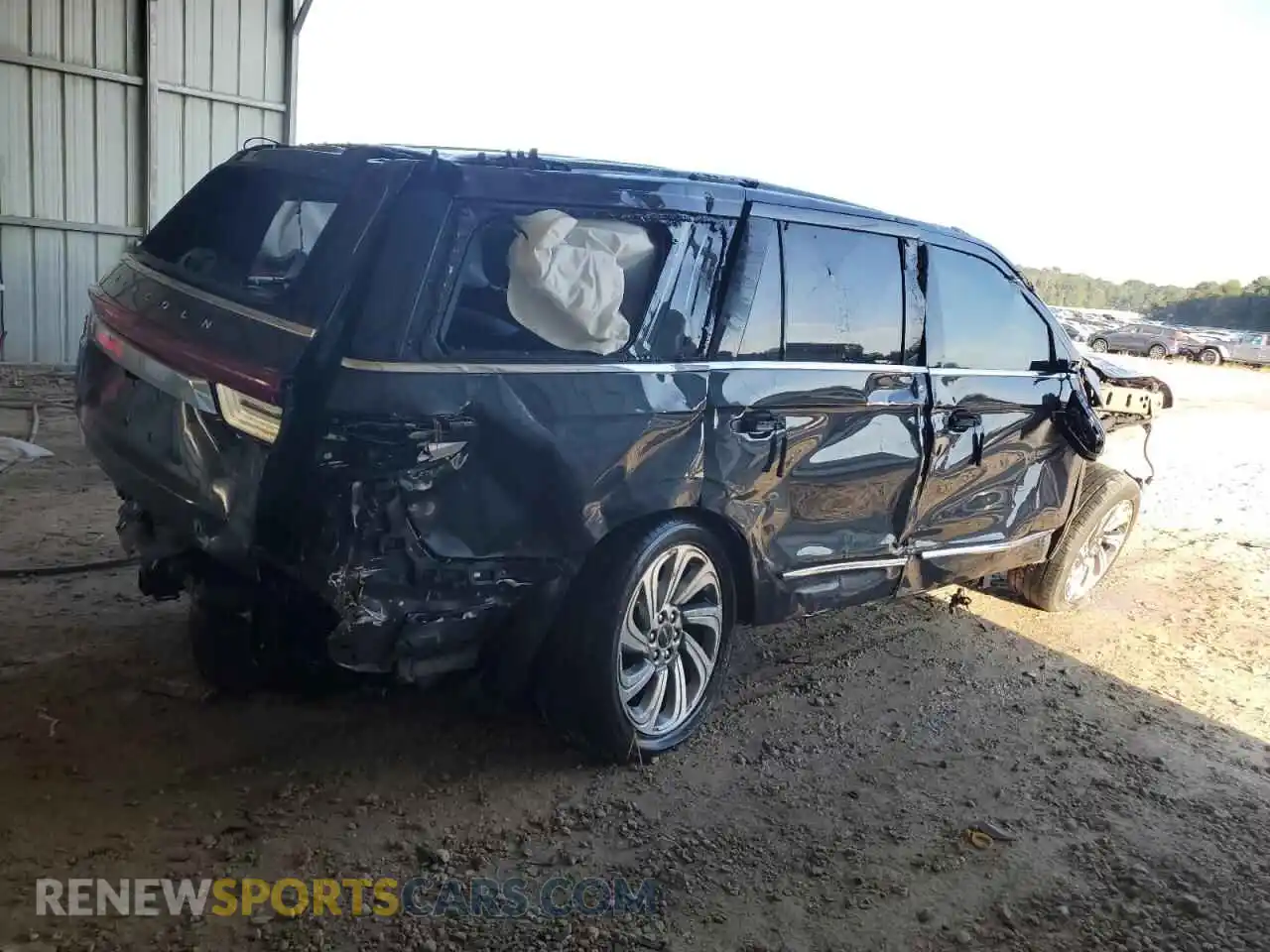 3 Photograph of a damaged car 5LMJJ2LG4PEL16092 LINCOLN NAVIGATOR 2023