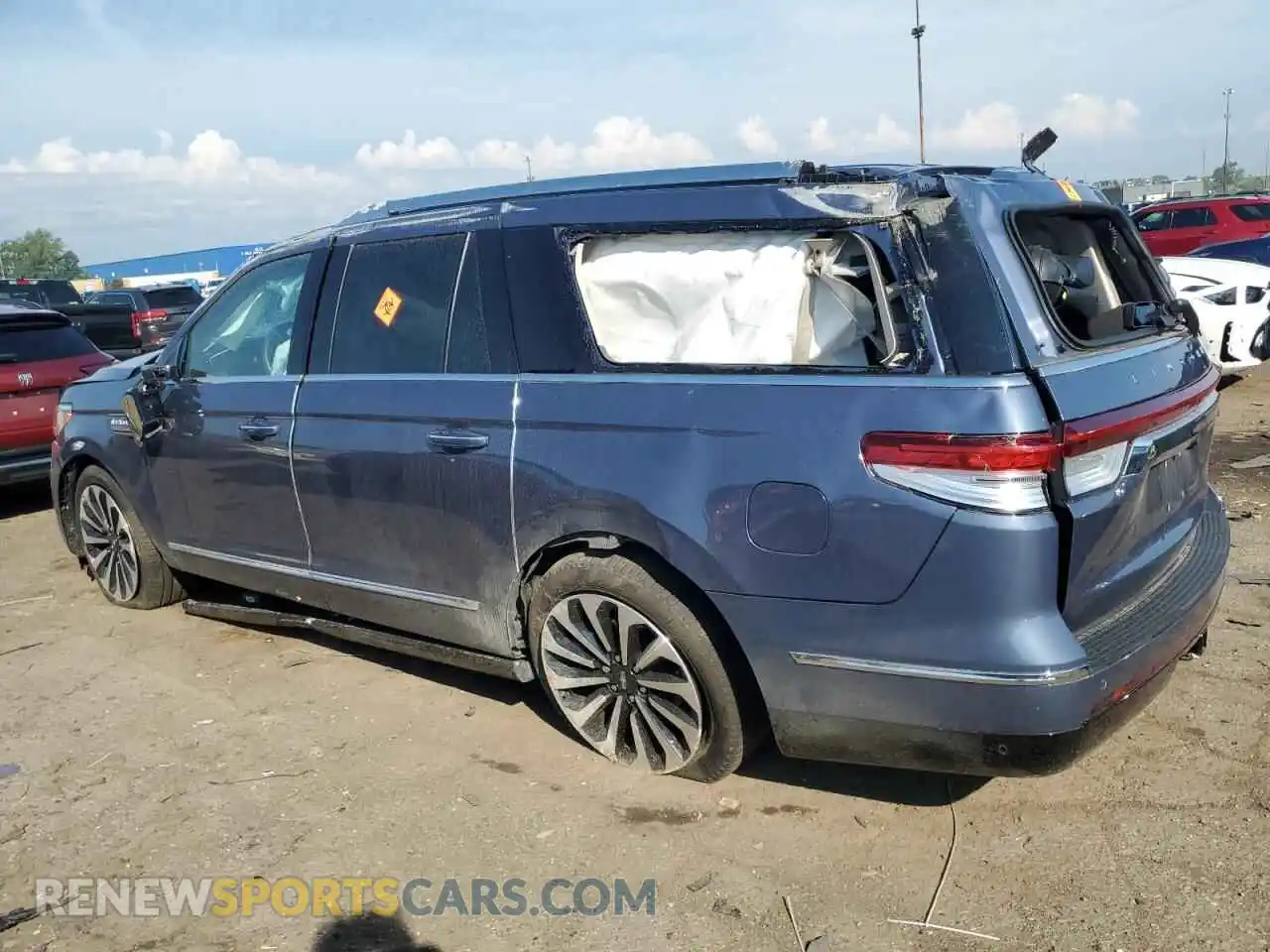 2 Photograph of a damaged car 5LMJJ3LG0PEL14331 LINCOLN NAVIGATOR 2023