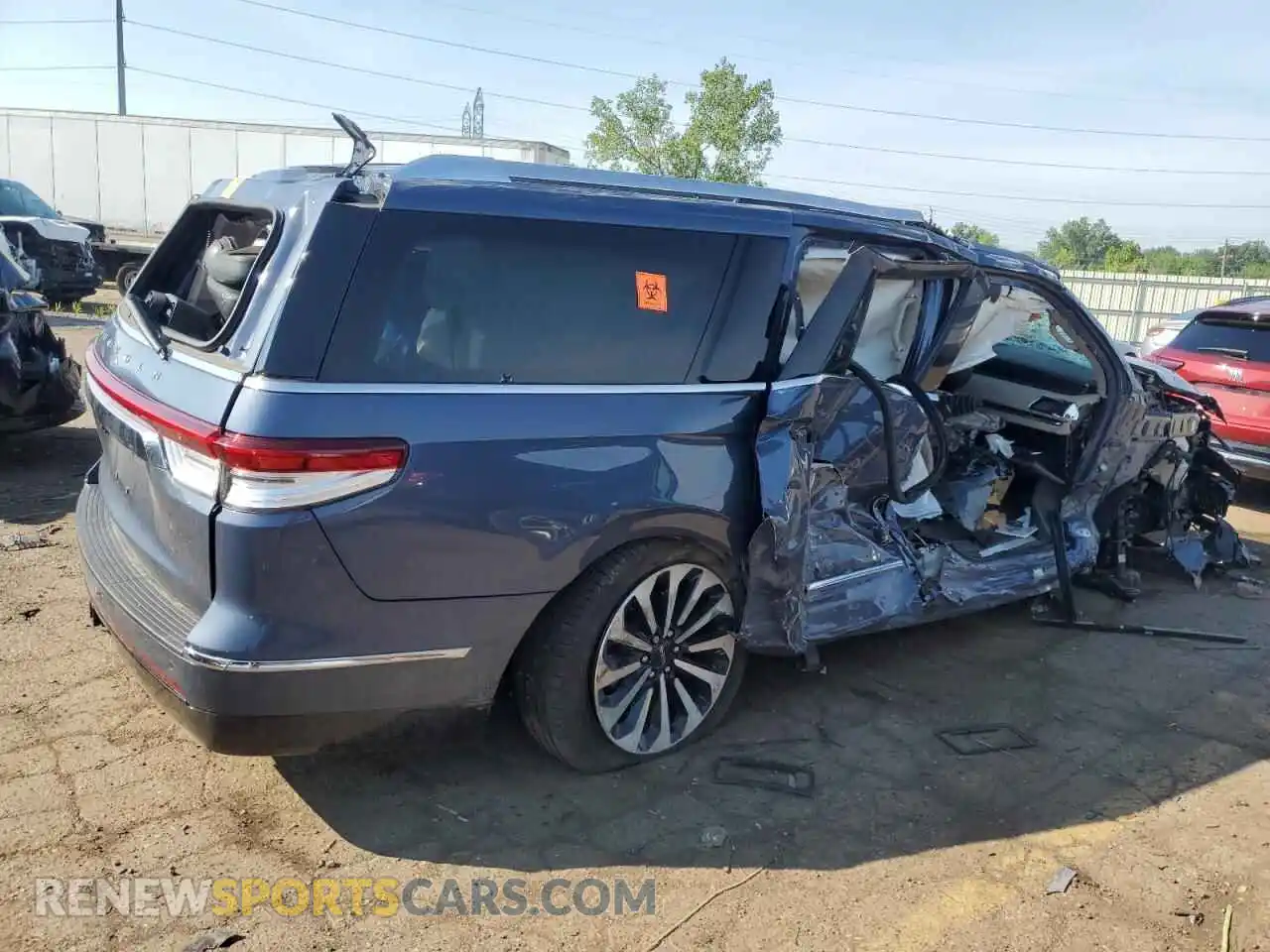3 Photograph of a damaged car 5LMJJ3LG0PEL14331 LINCOLN NAVIGATOR 2023