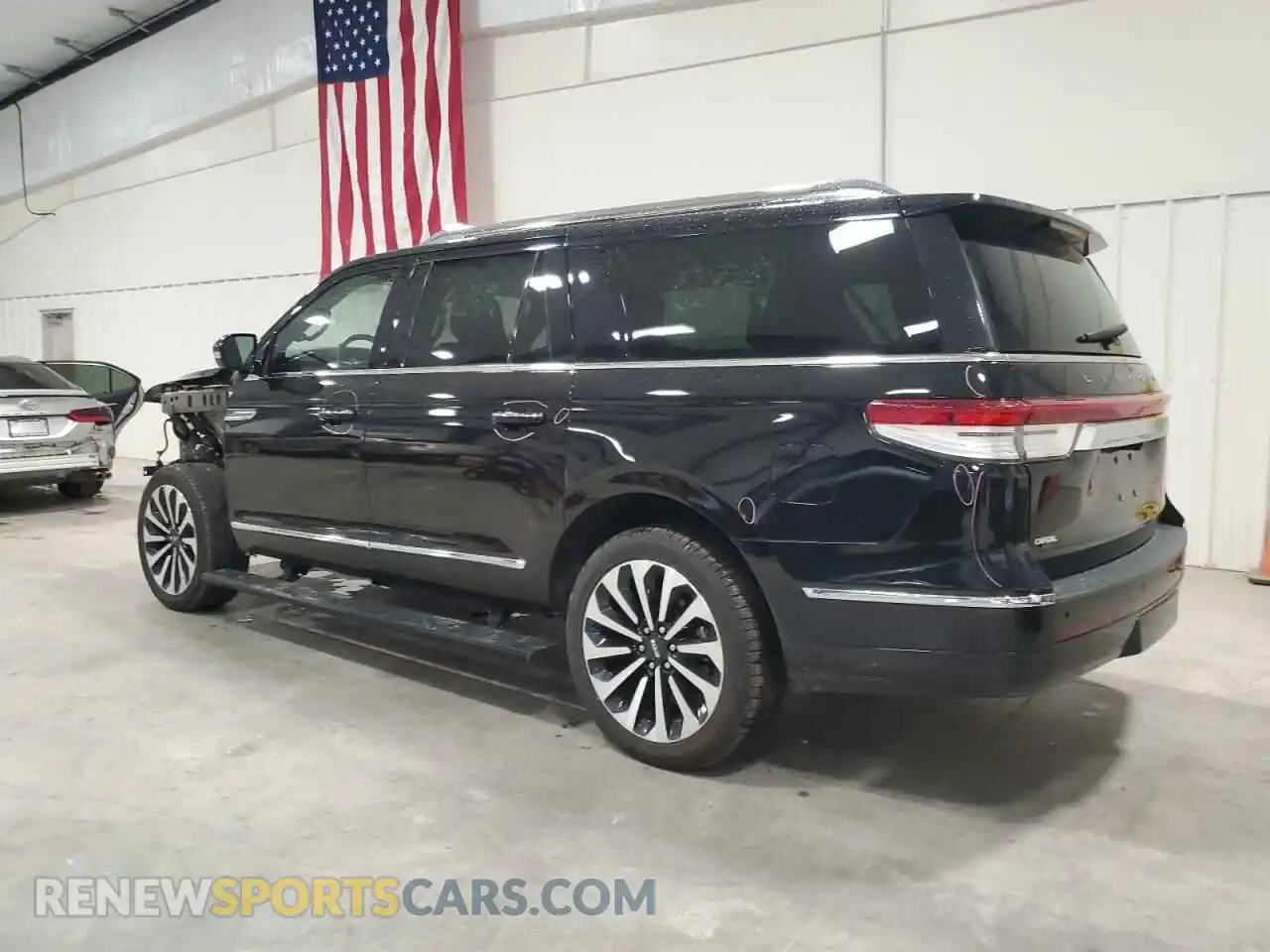 2 Фотография поврежденного автомобиля 5LMJJ3LG2PEL02276 LINCOLN NAVIGATOR 2023